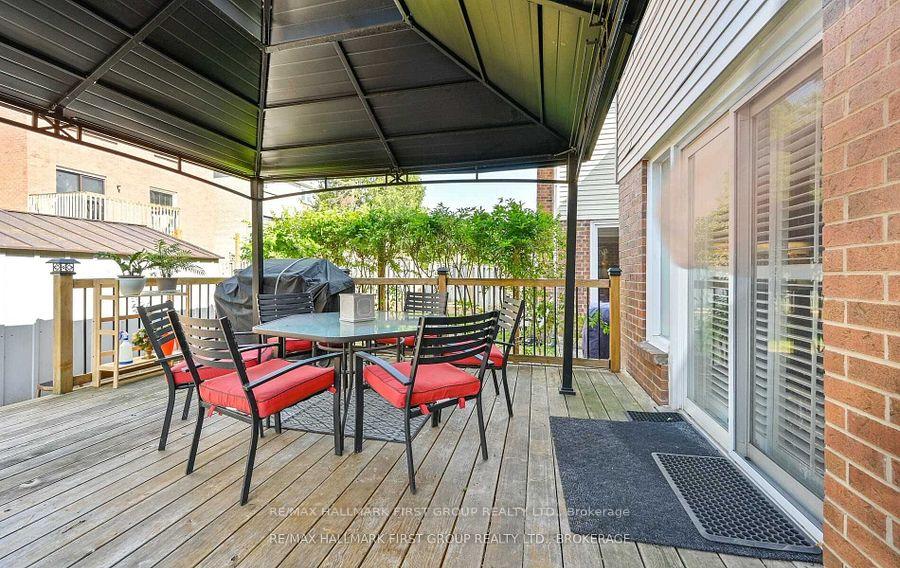 Photo 37 of 1512 Falconcrest Drive, Pickering, Liverpool — HOMEH