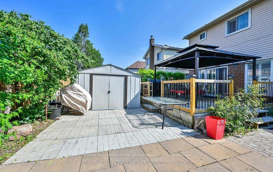 Photo 39 of 1512 Falconcrest Drive, Pickering, Liverpool — HOMEH