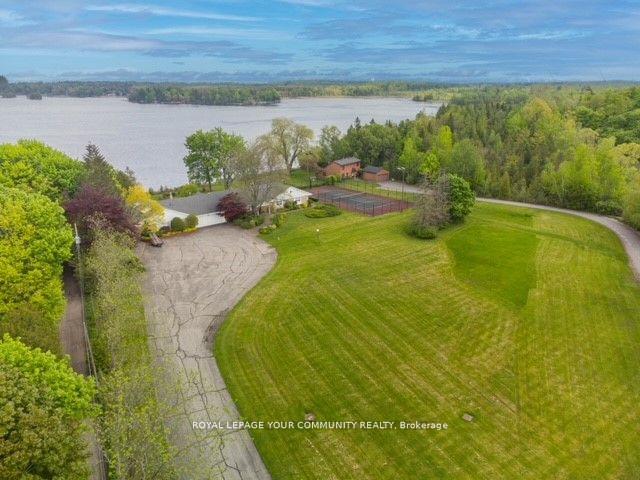Photo 5 of 115 Lake Road E, Puslinch, Puslinch Lake Settlement Areas — HOMEH