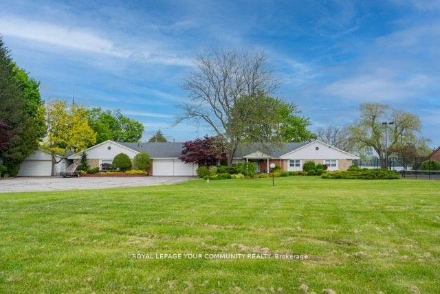 Photo 9 of 115 Lake Road E, Puslinch, Puslinch Lake Settlement Areas — HOMEH