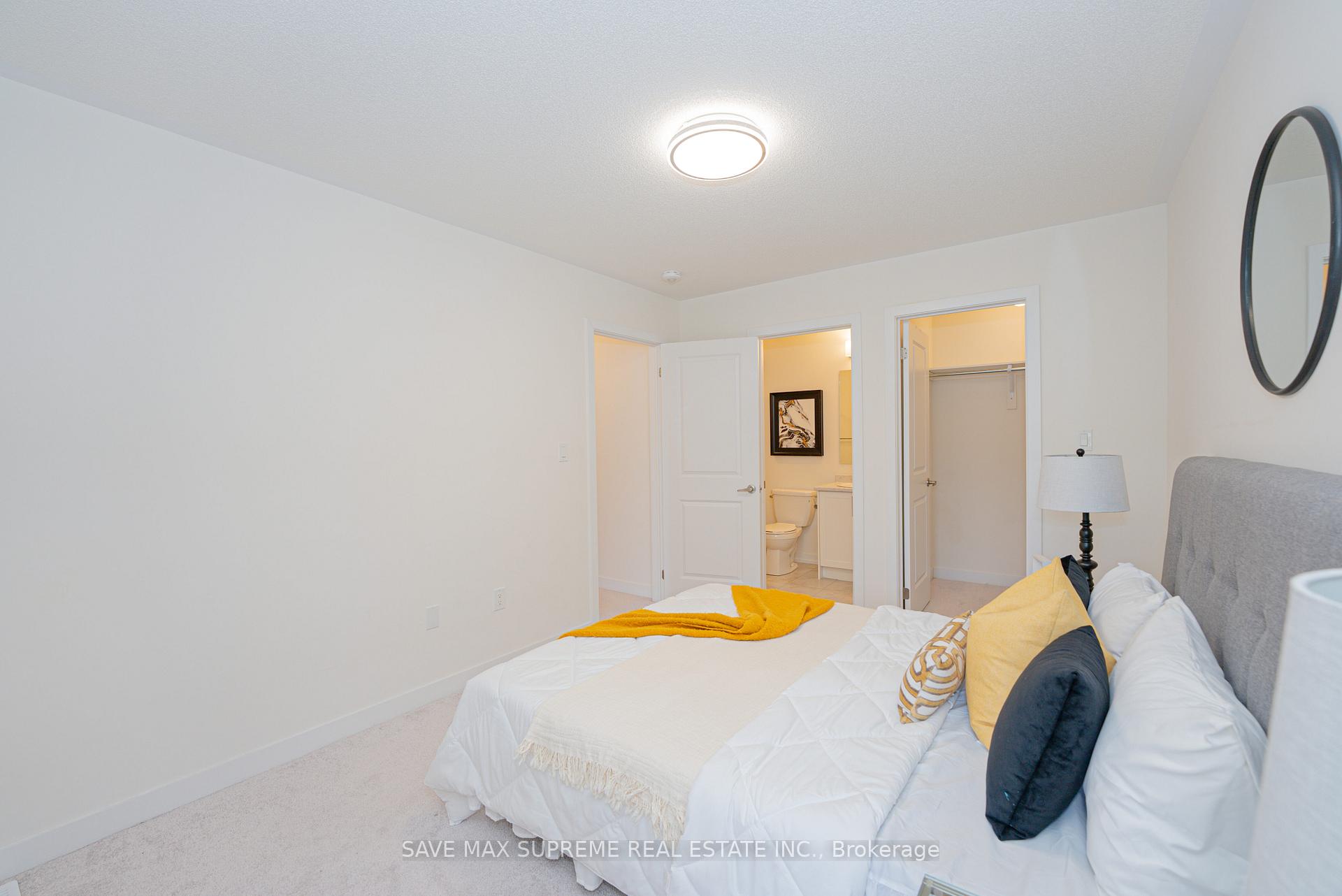 Photo 18 of 1556 Hilson Heights, Milton, Cobban — HOMEH
