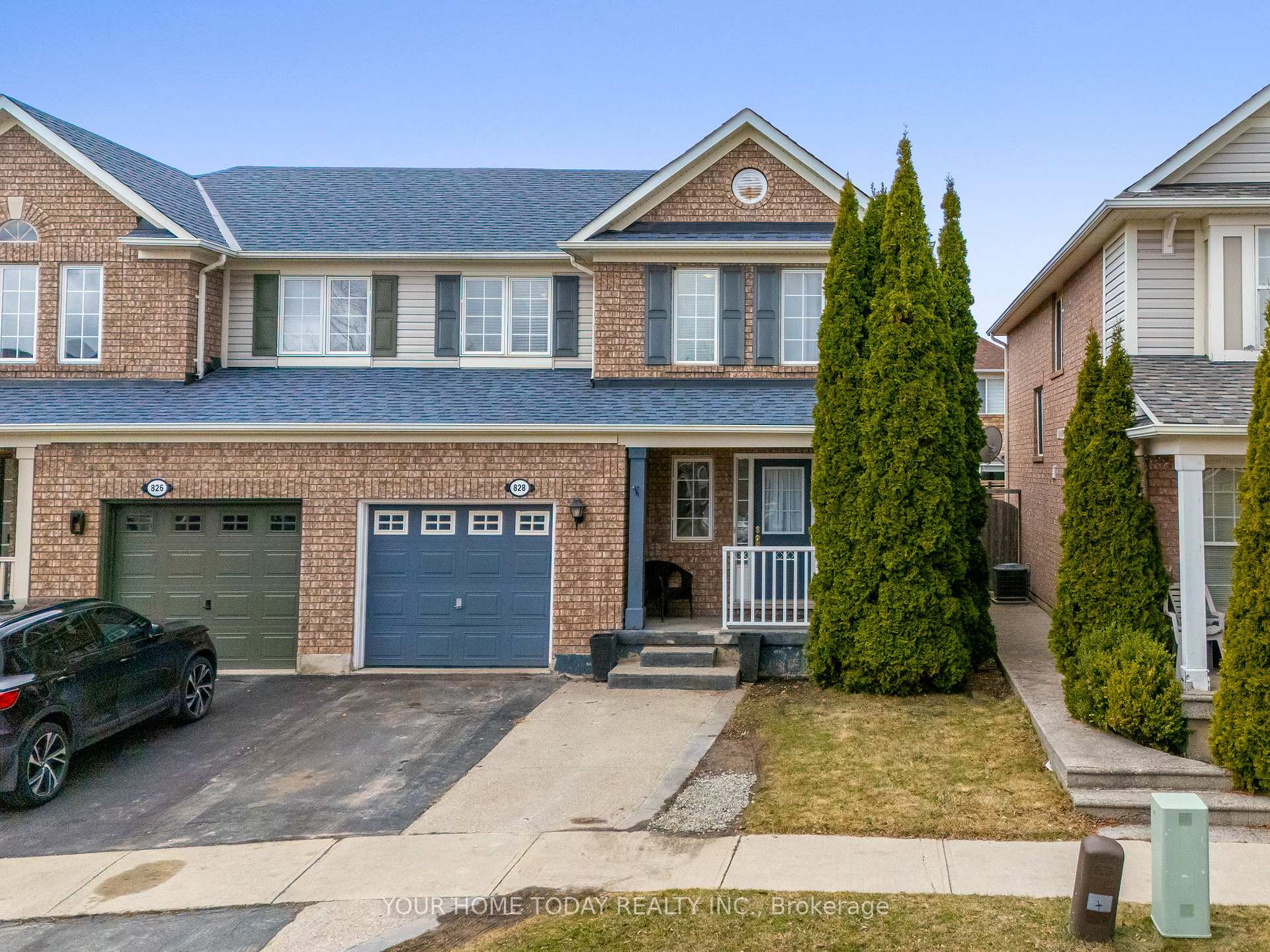 Front of 828 Gazley Circle