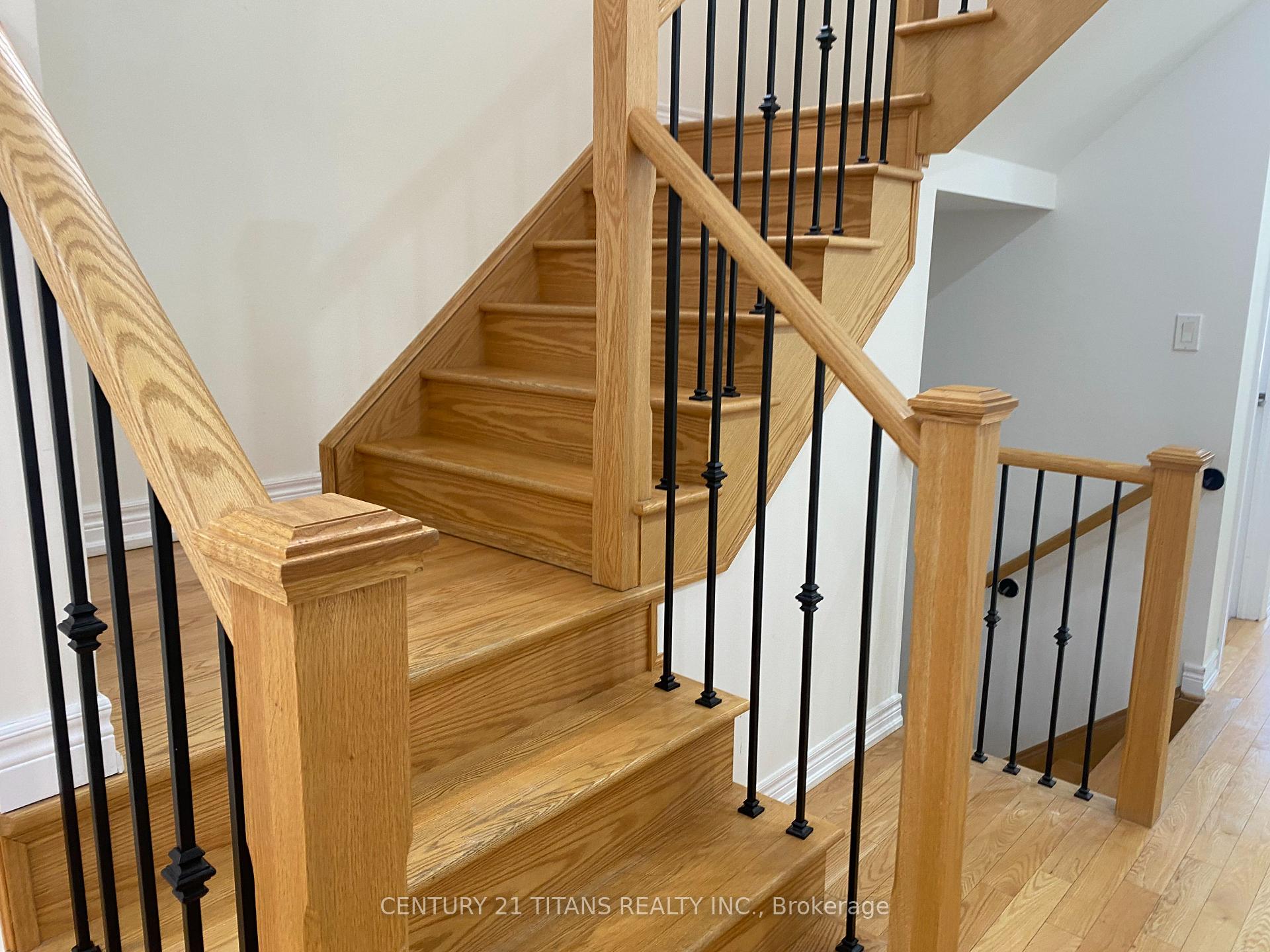 Photo 6 of 1170 Caliper Lane W, Pickering, Rural Pickering — HOMEH