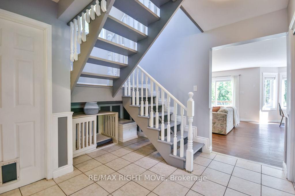 Photo 5 of 7141 Beach Drive, Ramara, Rural Ramara — HOMEH
