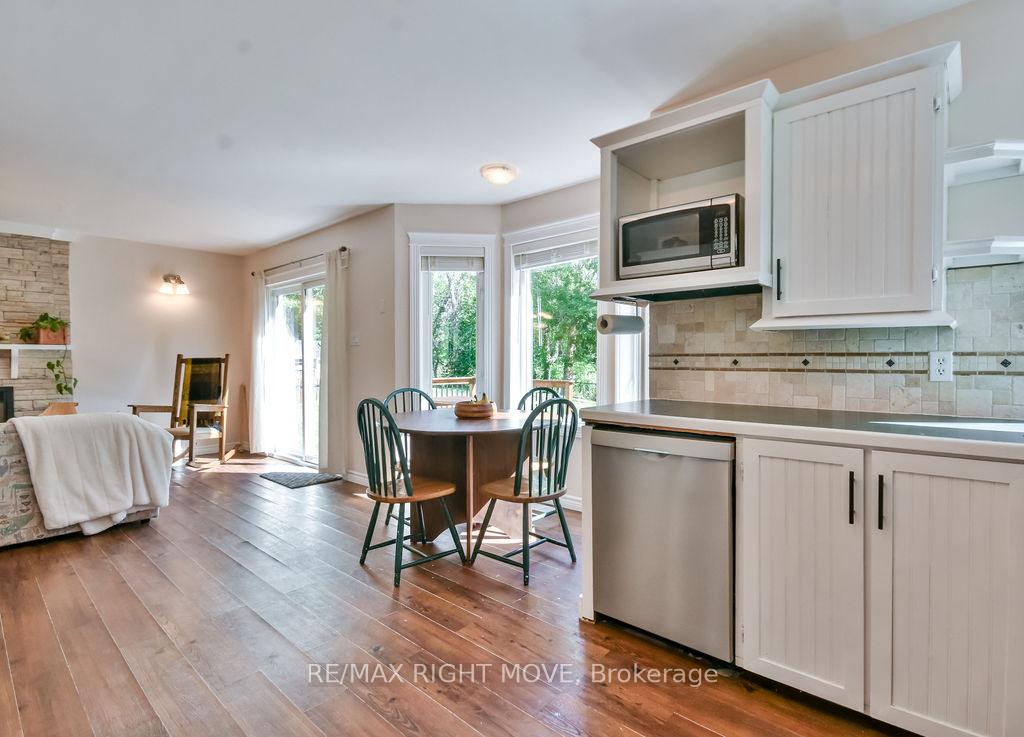 Photo 15 of 7141 Beach Drive, Ramara, Rural Ramara — HOMEH