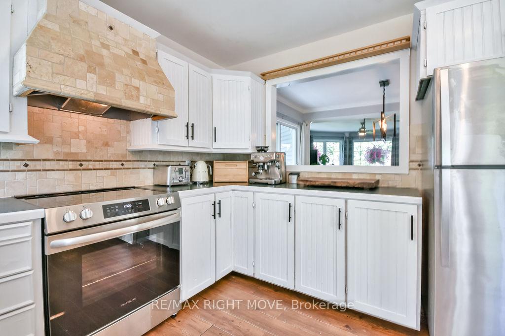 Photo 16 of 7141 Beach Drive, Ramara, Rural Ramara — HOMEH