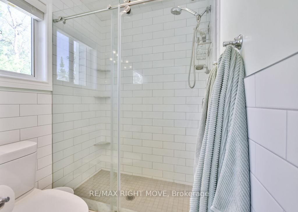 Photo 21 of 7141 Beach Drive, Ramara, Rural Ramara — HOMEH