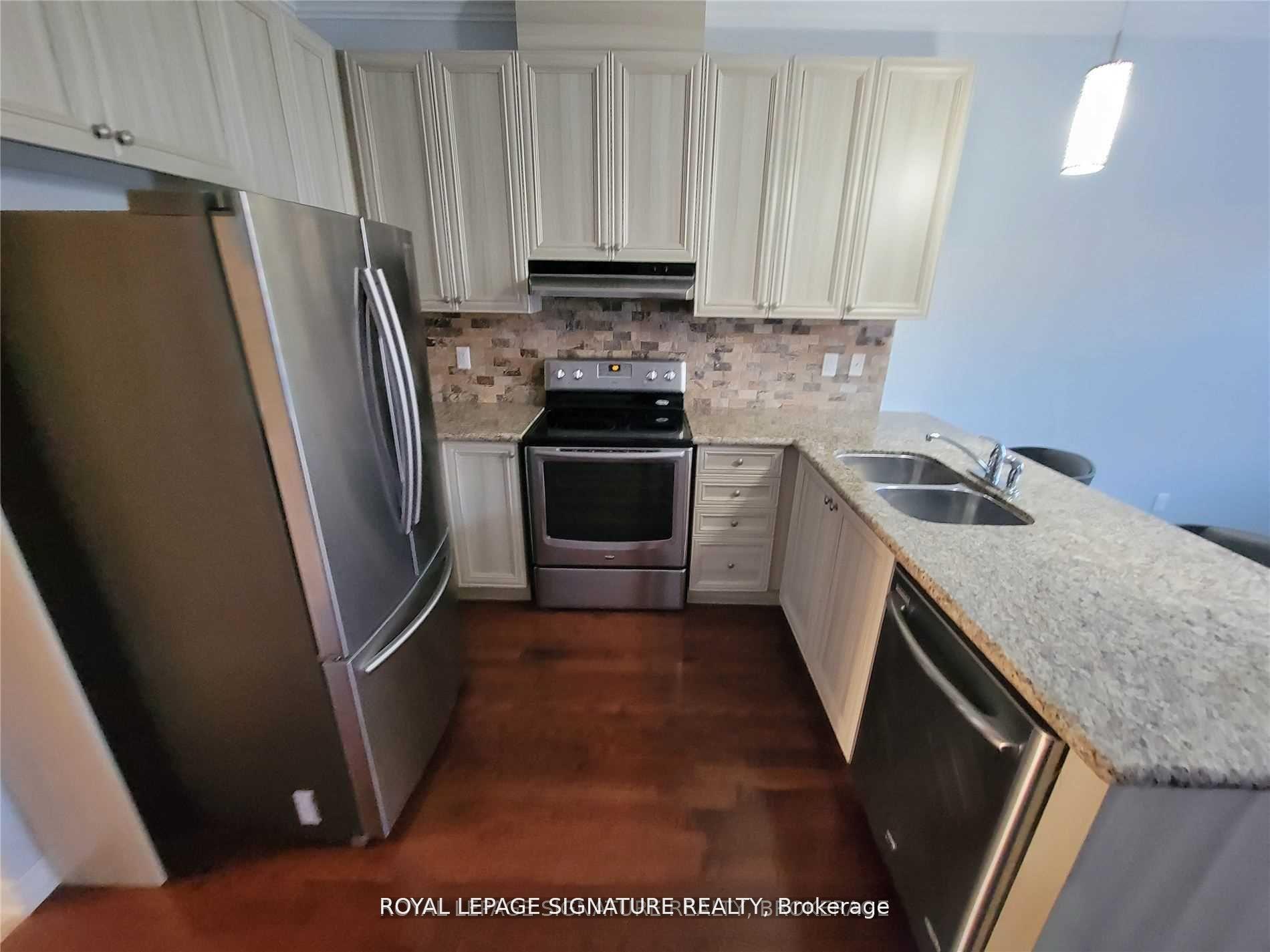 Photo 5 of 901 Transom Crescent, Milton, Willmott — HOMEH