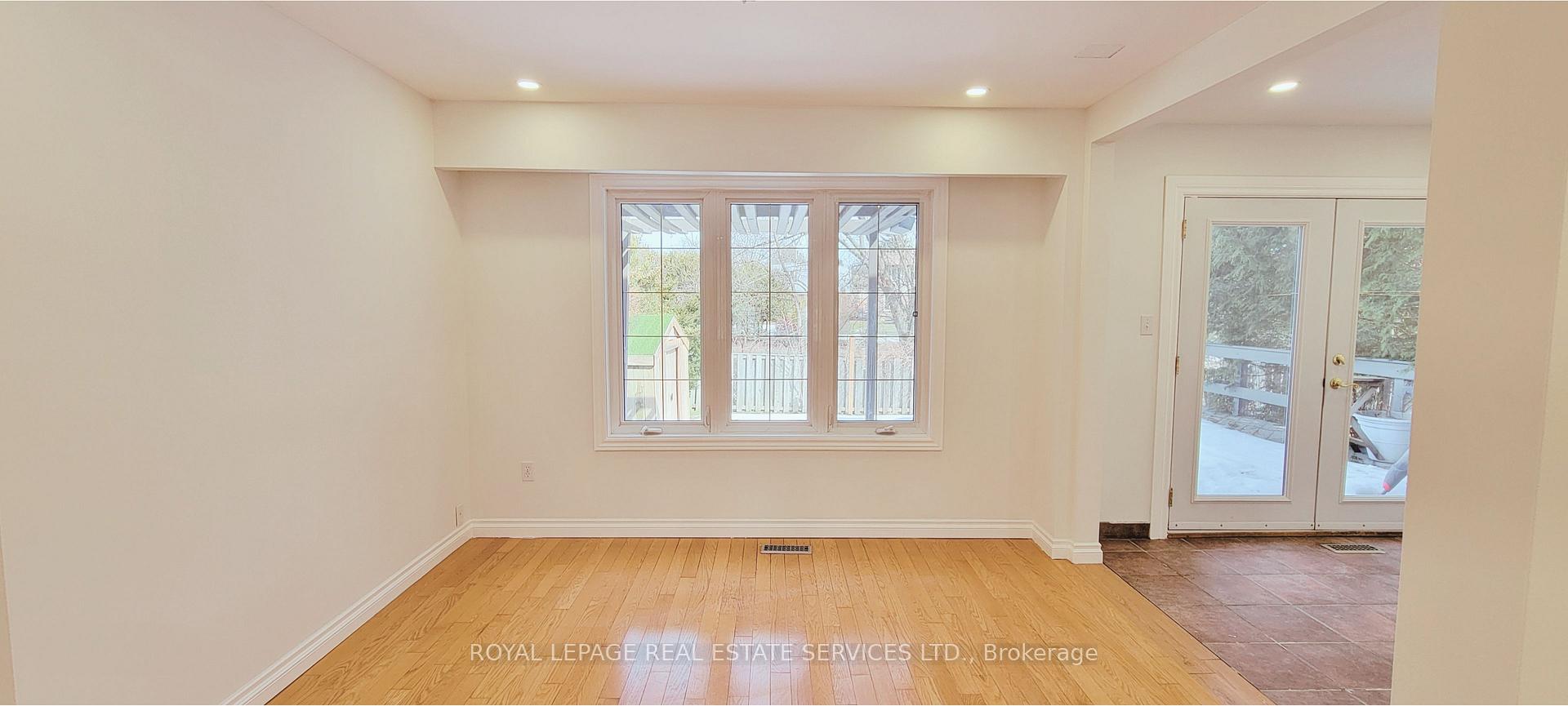Photo 4 of 1791 Storrington Street, Pickering, Liverpool — HOMEH