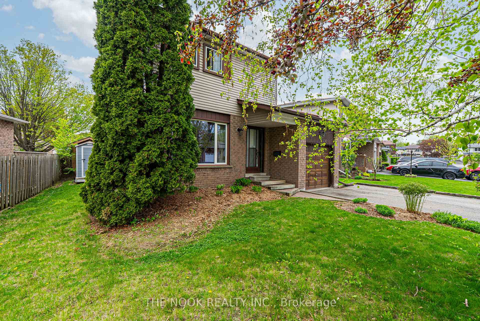 Photo 2 of 416 Gothic Drive, Oshawa, Eastdale — HOMEH