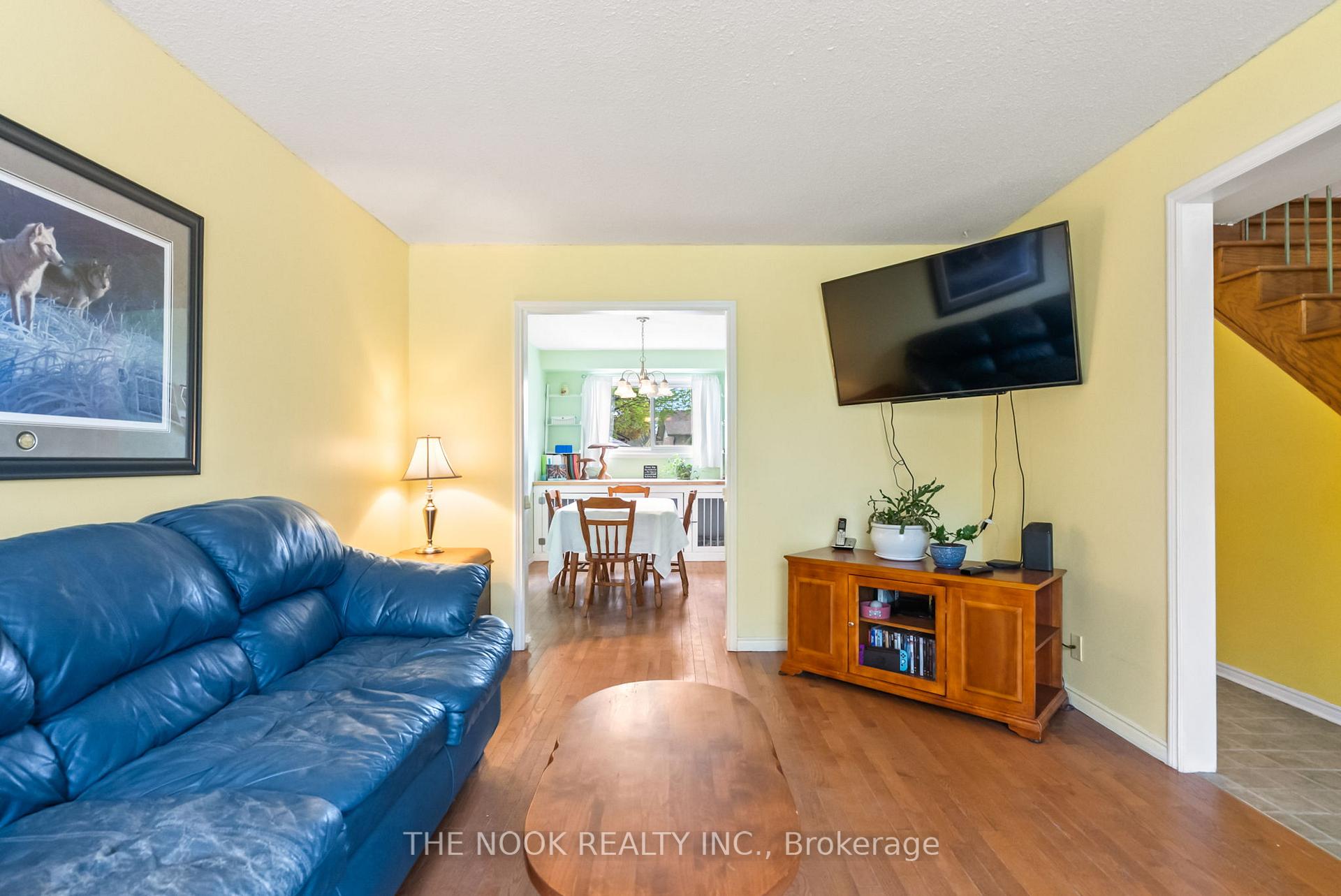 Photo 6 of 416 Gothic Drive, Oshawa, Eastdale — HOMEH