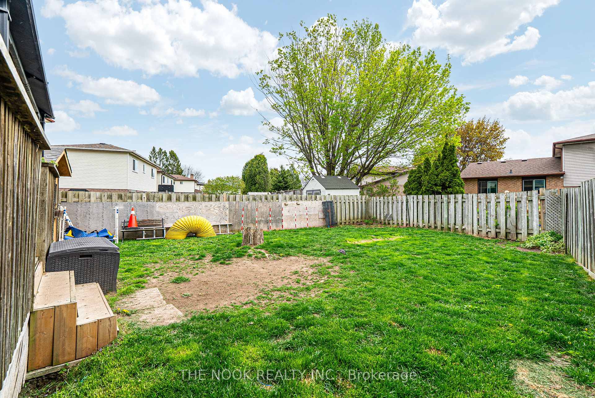 Photo 29 of 416 Gothic Drive, Oshawa, Eastdale — HOMEH