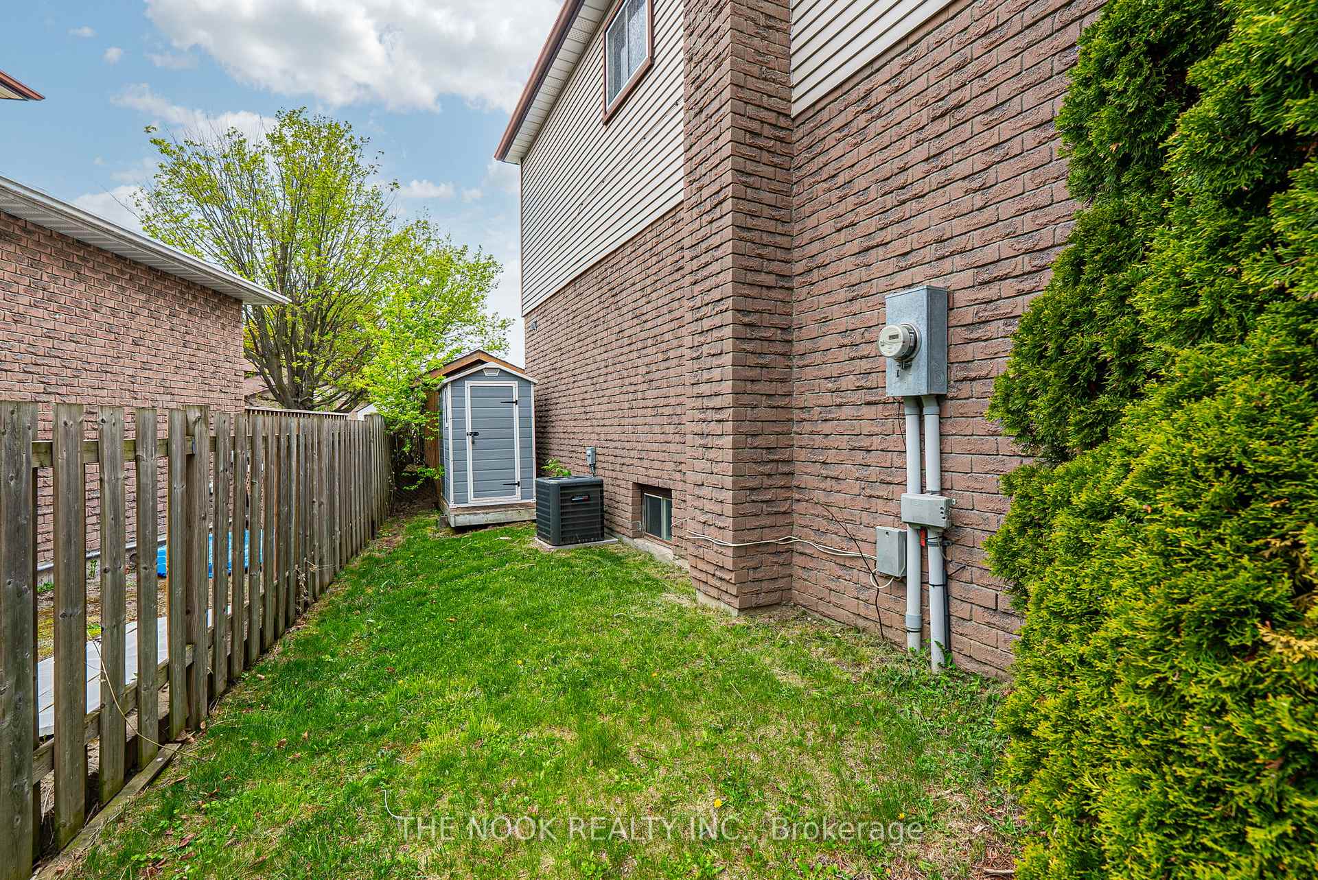 Photo 32 of 416 Gothic Drive, Oshawa, Eastdale — HOMEH