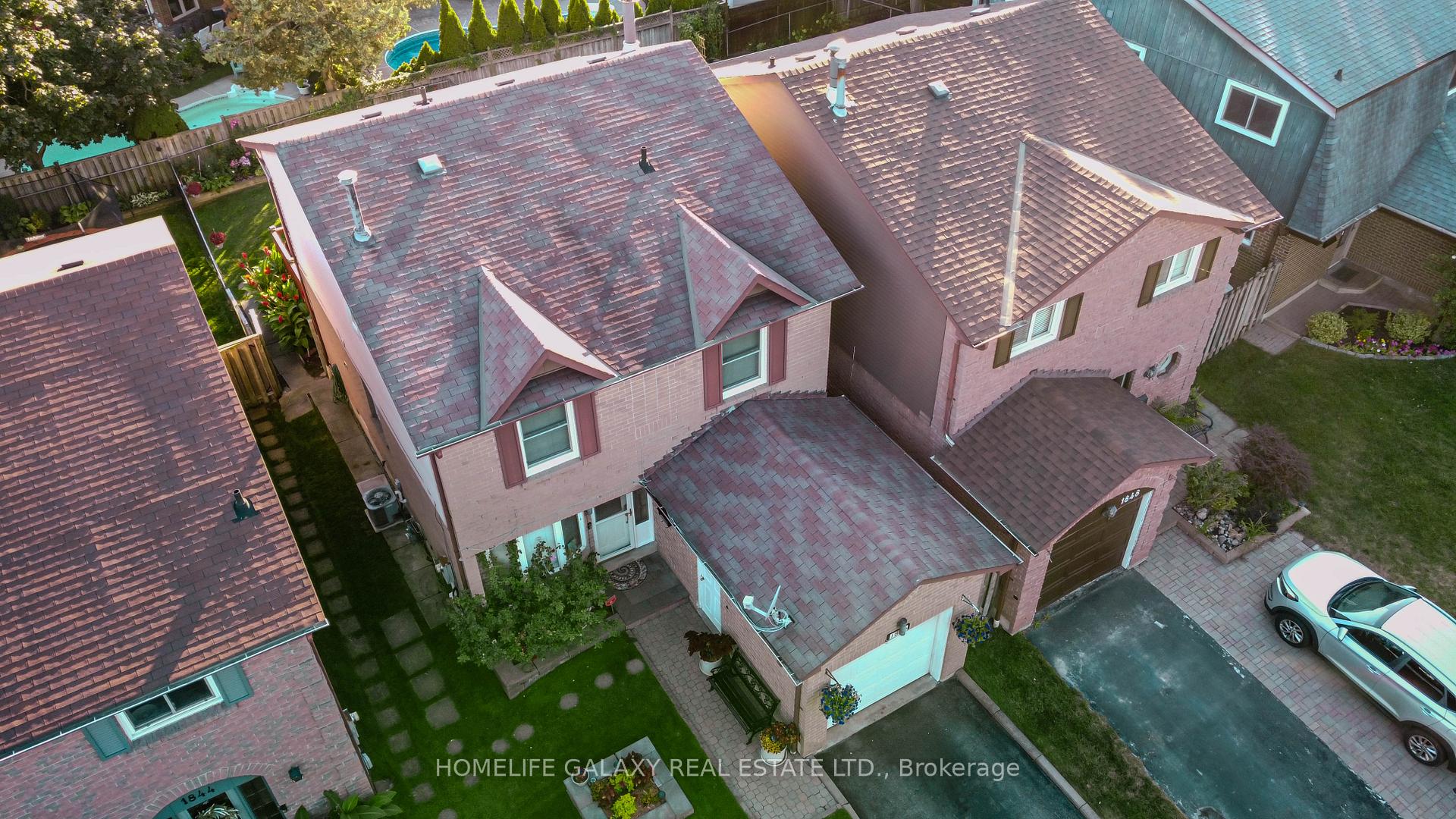 Photo 4 of 1846 Cricket Lane, Pickering, Amberlea — HOMEH