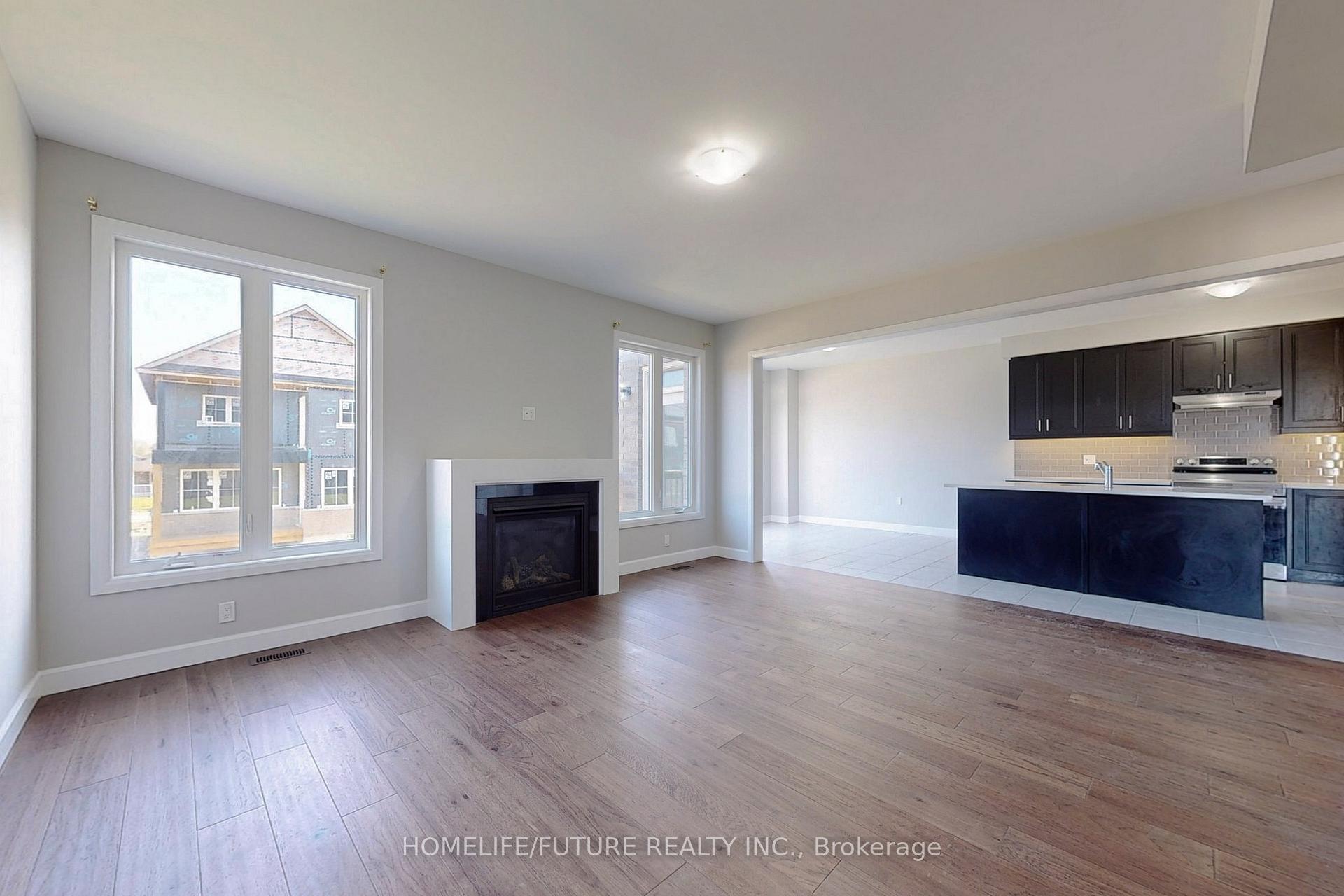 Photo 5 of Unit Main & 2nd, 424 Sadler Way, Peterborough, Monaghan Ward 2 — HOMEH