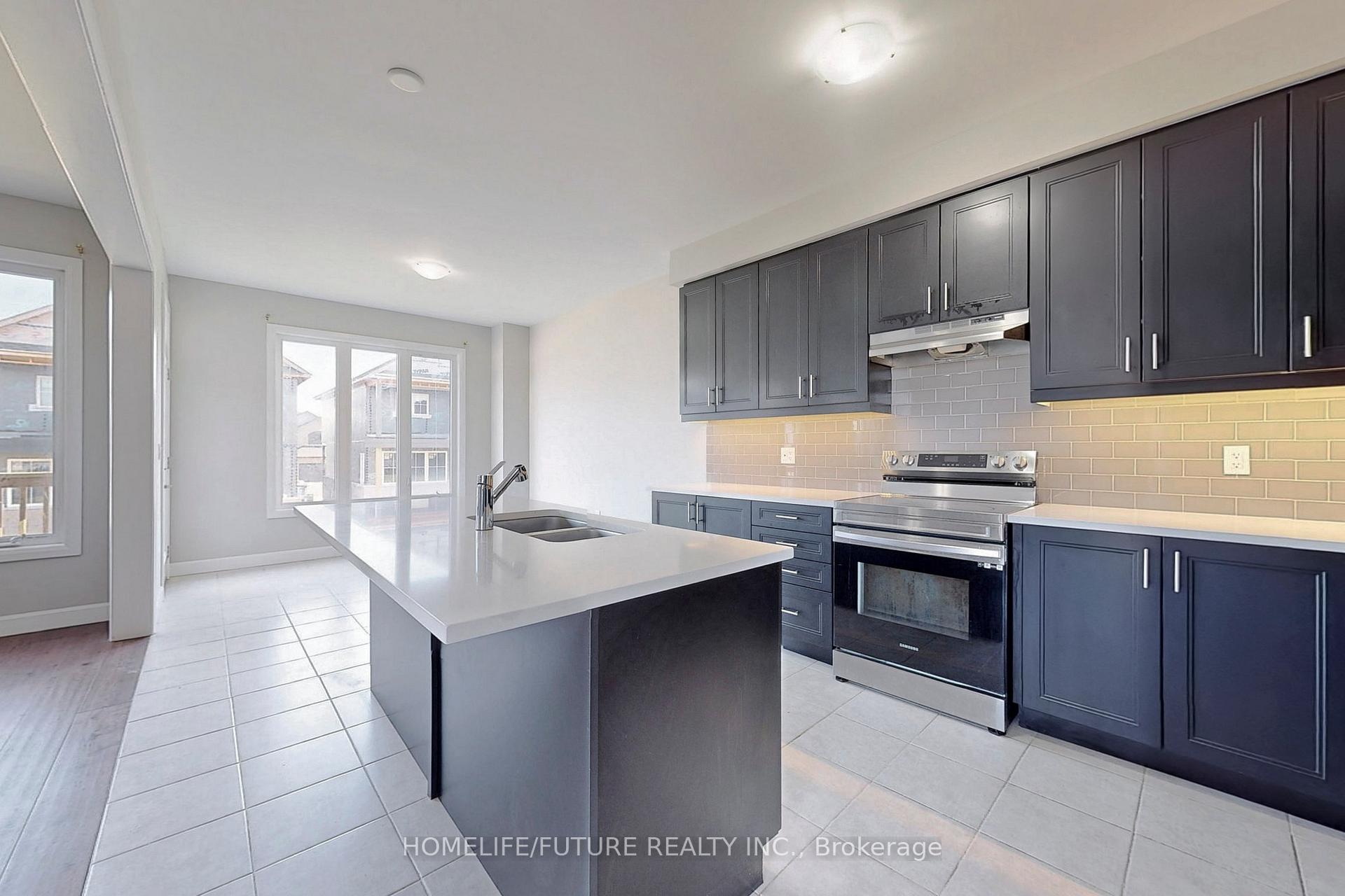 Photo 10 of Unit Main & 2nd, 424 Sadler Way, Peterborough, Monaghan Ward 2 — HOMEH