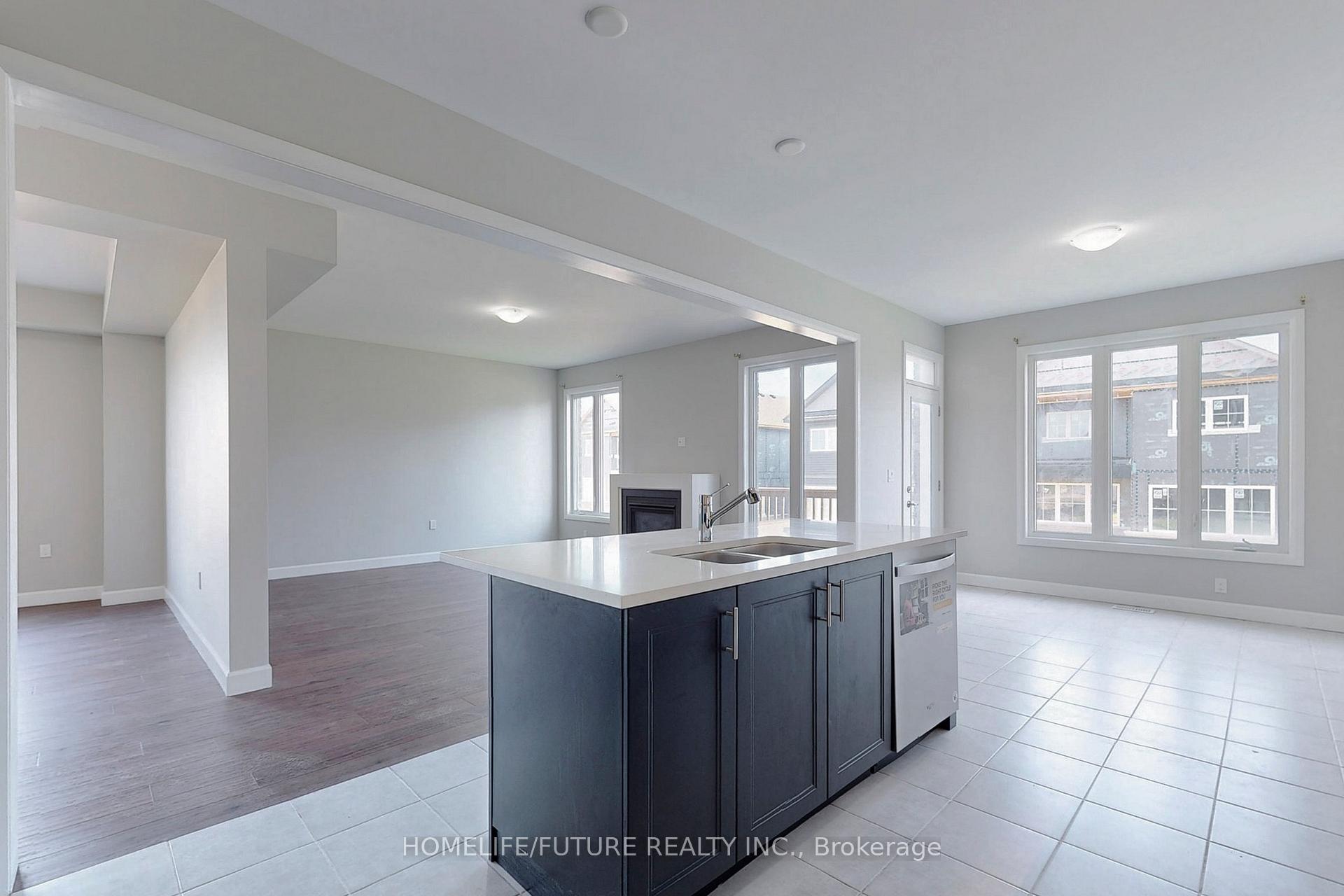 Photo 11 of Unit Main & 2nd, 424 Sadler Way, Peterborough, Monaghan Ward 2 — HOMEH