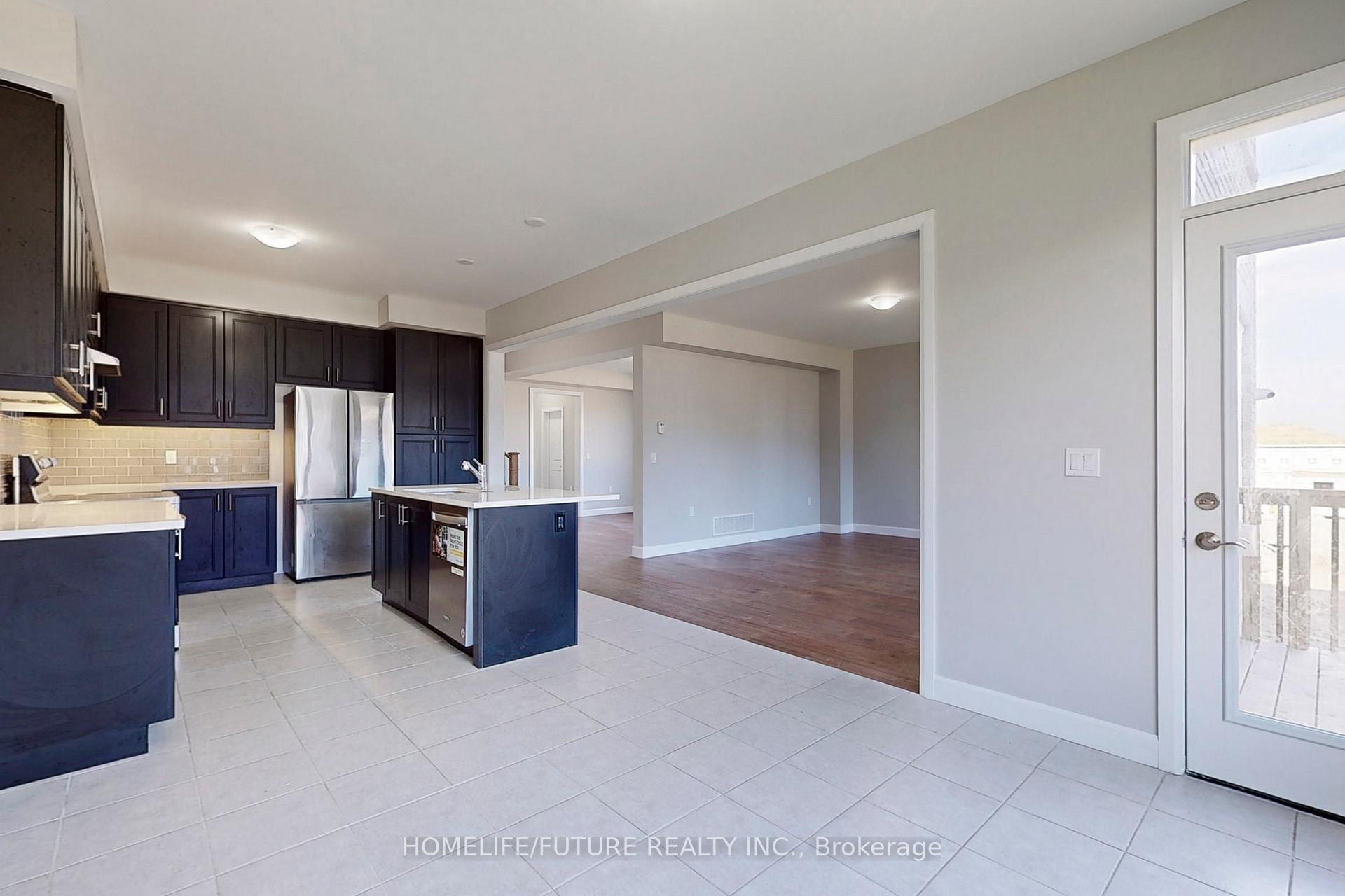 Photo 15 of Unit Main & 2nd, 424 Sadler Way, Peterborough, Monaghan Ward 2 — HOMEH