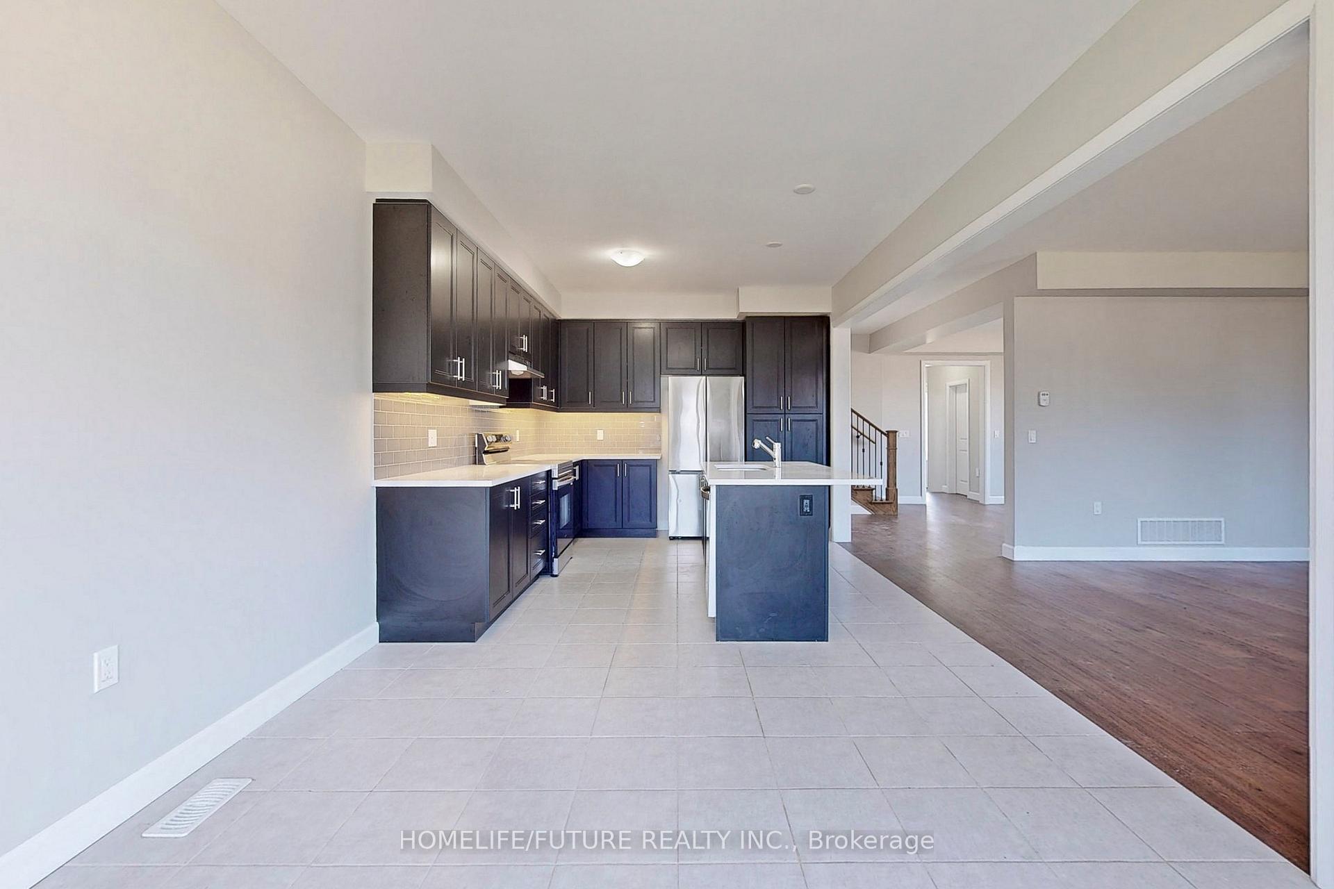 Photo 16 of Unit Main & 2nd, 424 Sadler Way, Peterborough, Monaghan Ward 2 — HOMEH