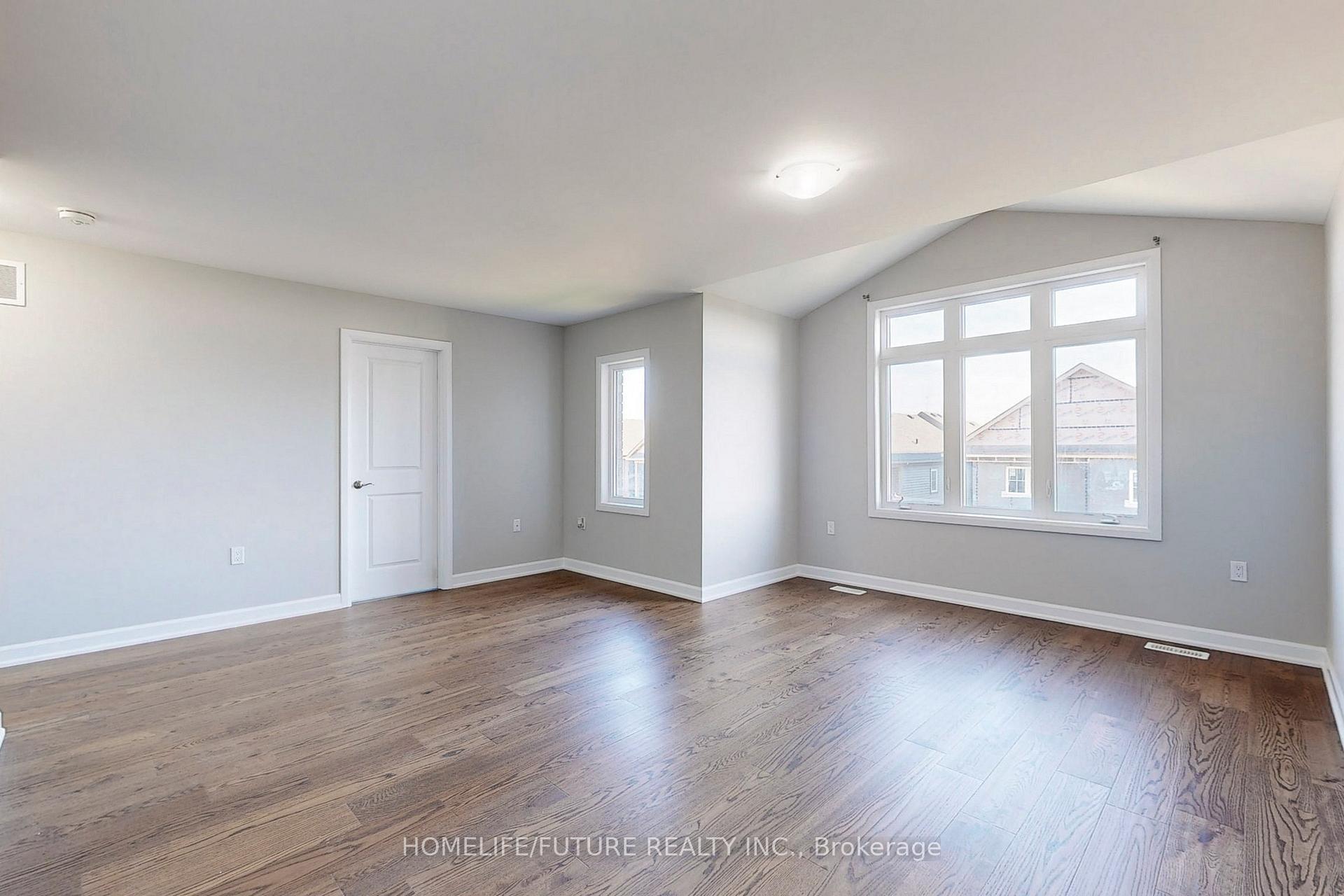 Photo 23 of Unit Main & 2nd, 424 Sadler Way, Peterborough, Monaghan Ward 2 — HOMEH
