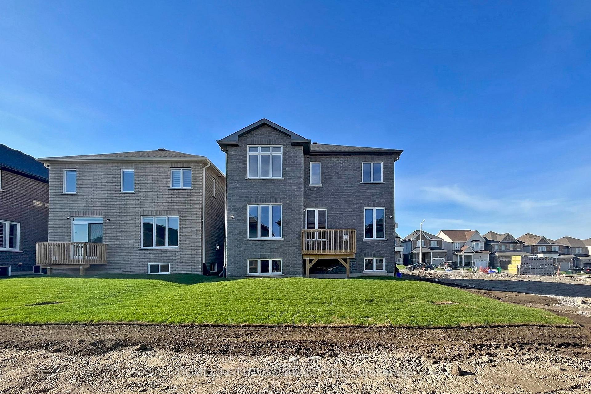 Photo 48 of Unit Main & 2nd, 424 Sadler Way, Peterborough, Monaghan Ward 2 — HOMEH