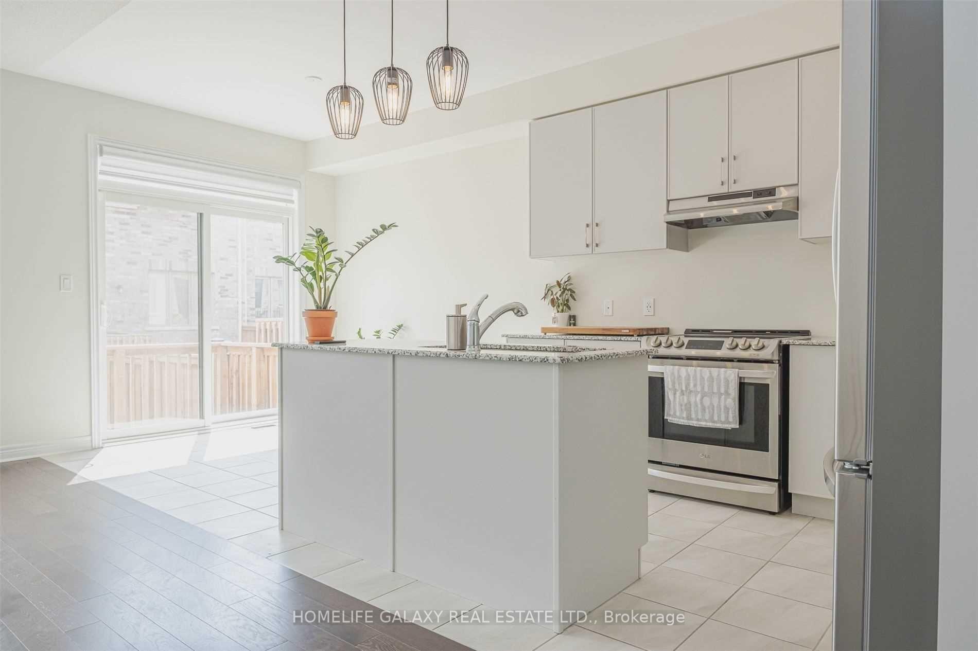 Photo 4 of 1139 Citrine Street, Pickering, Rural Pickering — HOMEH