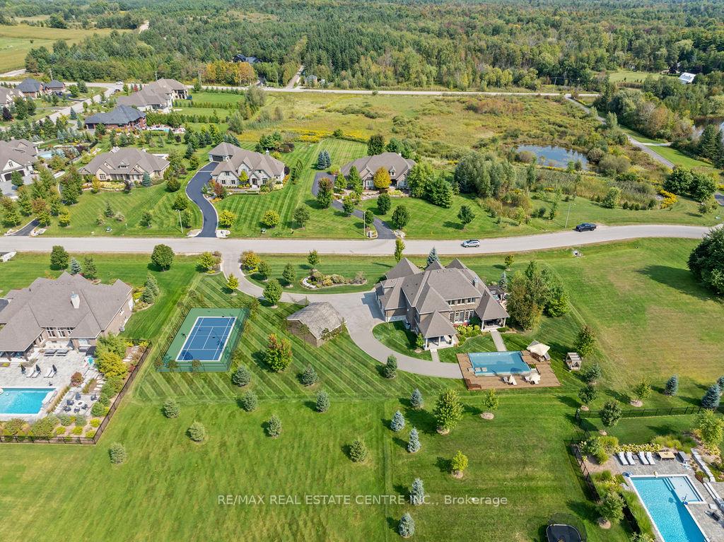 Photo 3 of 84 Old Ruby Lane, Puslinch, Rural Puslinch East — HOMEH