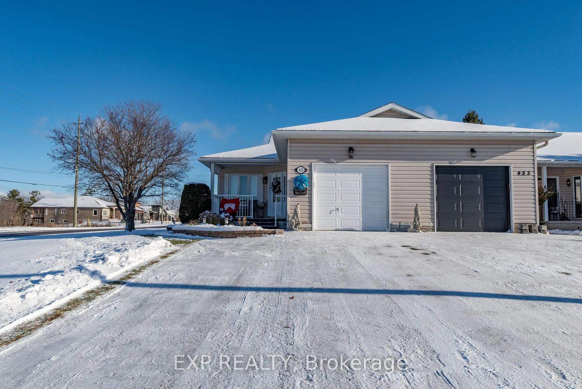 Photo 2 of 421 Mayhew Street, Renfrew — HOMEH