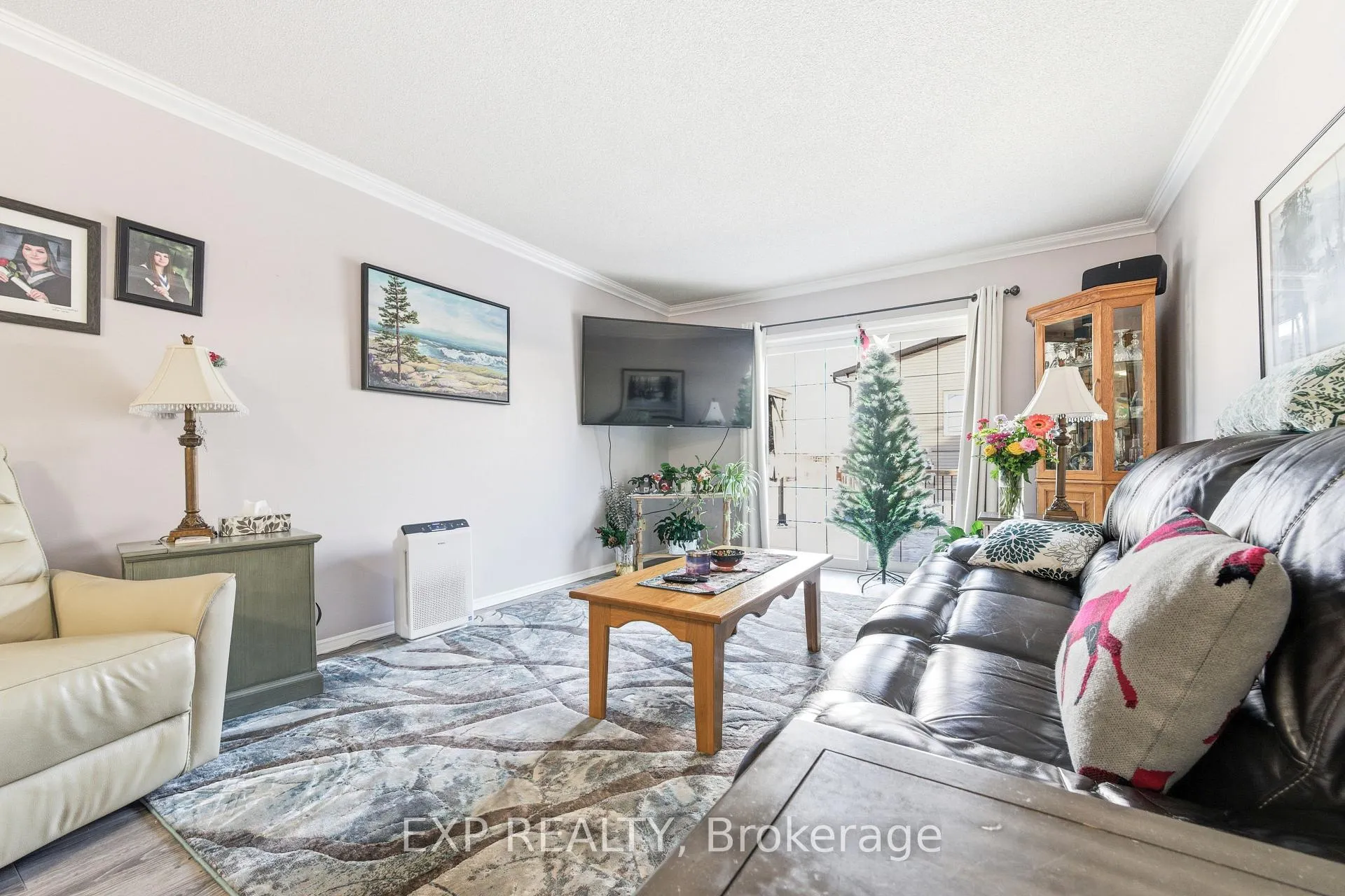 Photo 12 of 421 Mayhew Street, Renfrew — HOMEH