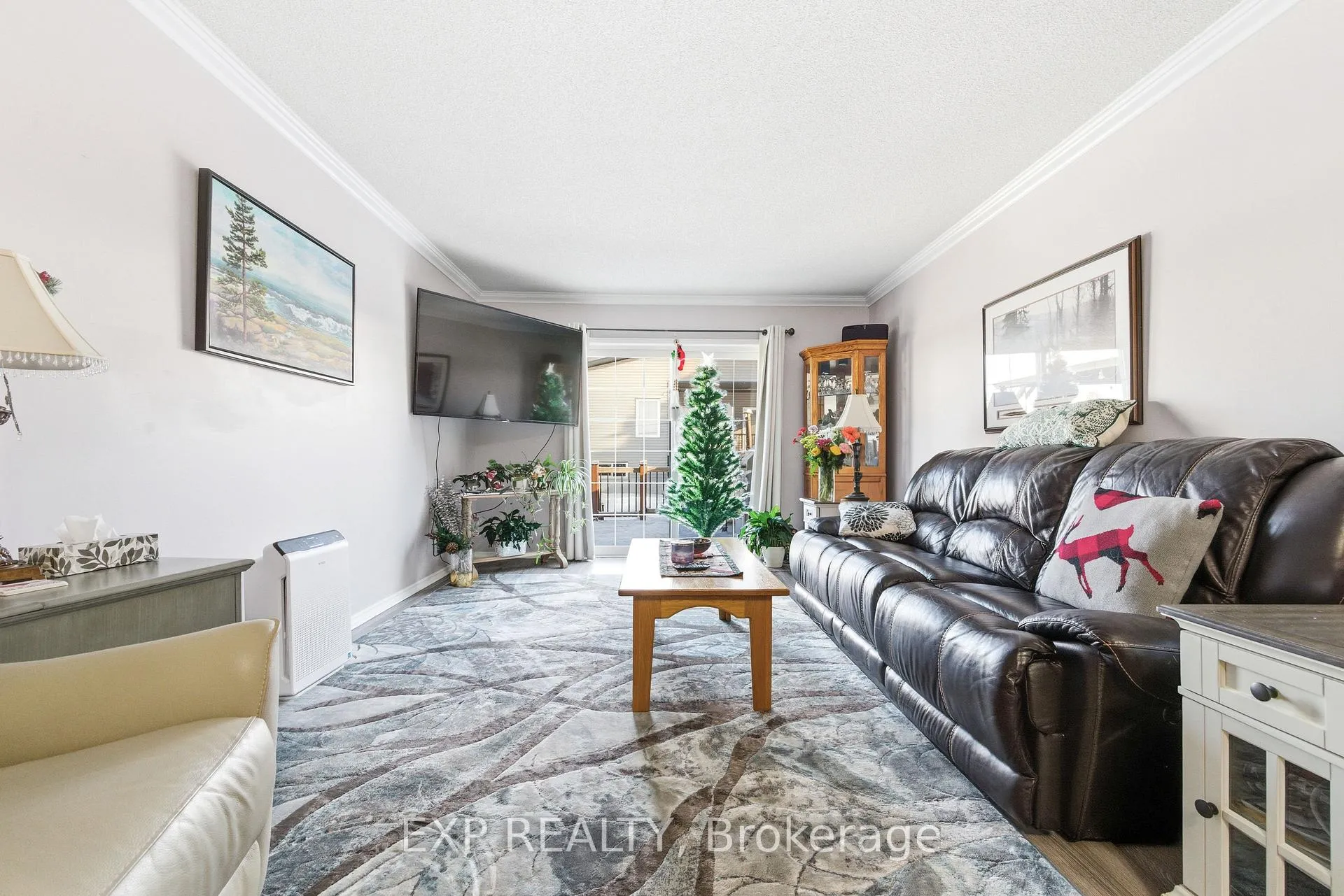 Photo 13 of 421 Mayhew Street, Renfrew — HOMEH