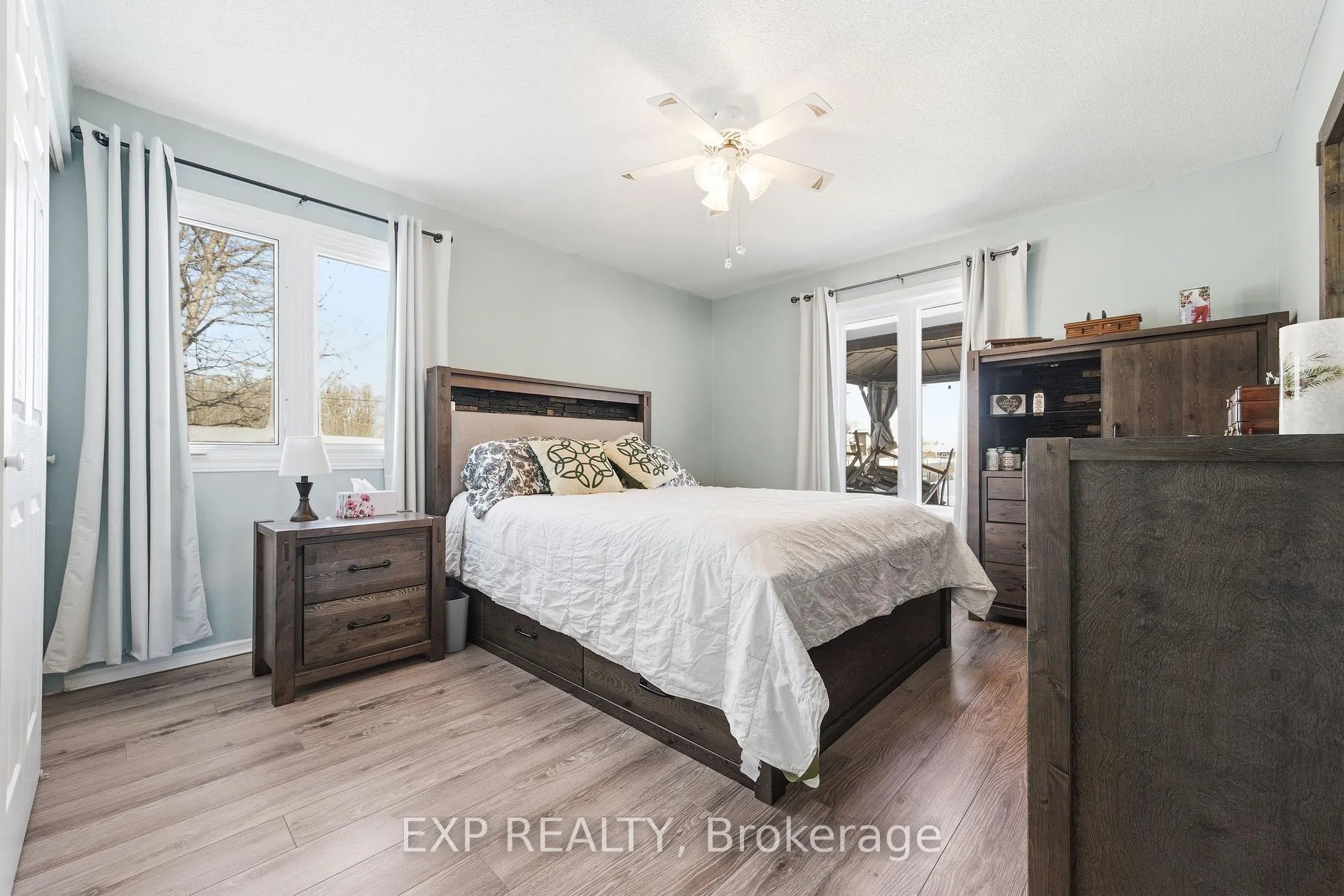 Photo 19 of 421 Mayhew Street, Renfrew — HOMEH