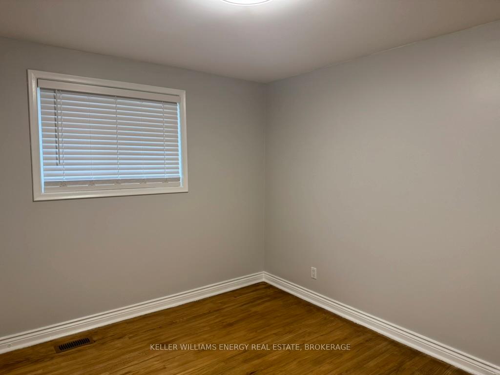 Photo 4 of Unit Upper, 895 Antonio Street, Pickering, Bay Ridges — HOMEH