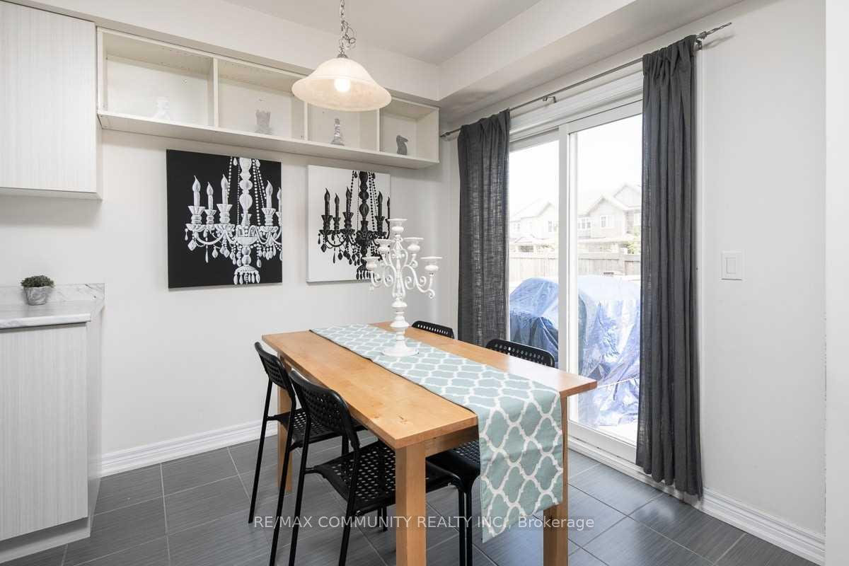 Photo 8 of 77 Great Gabe Crescent, Oshawa, Windfields — HOMEH