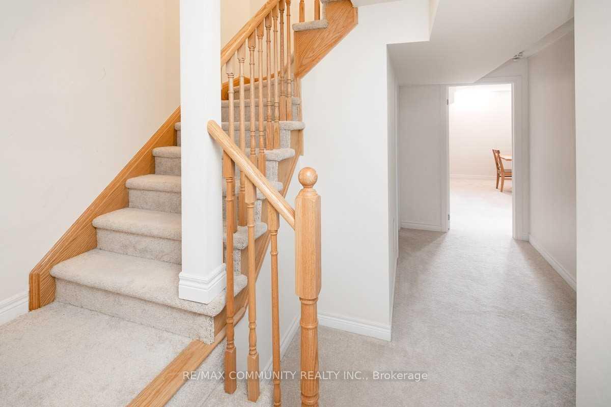 Photo 14 of 77 Great Gabe Crescent, Oshawa, Windfields — HOMEH