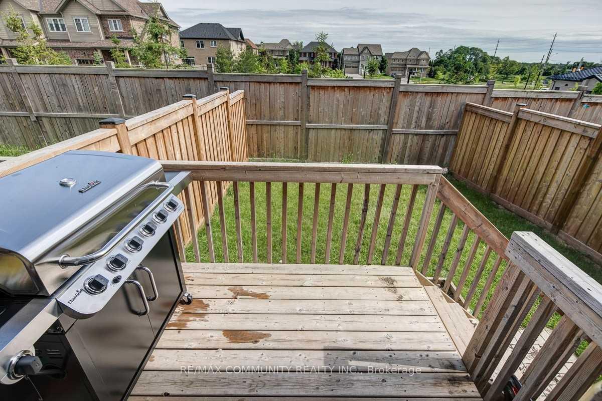 Photo 19 of 77 Great Gabe Crescent, Oshawa, Windfields — HOMEH