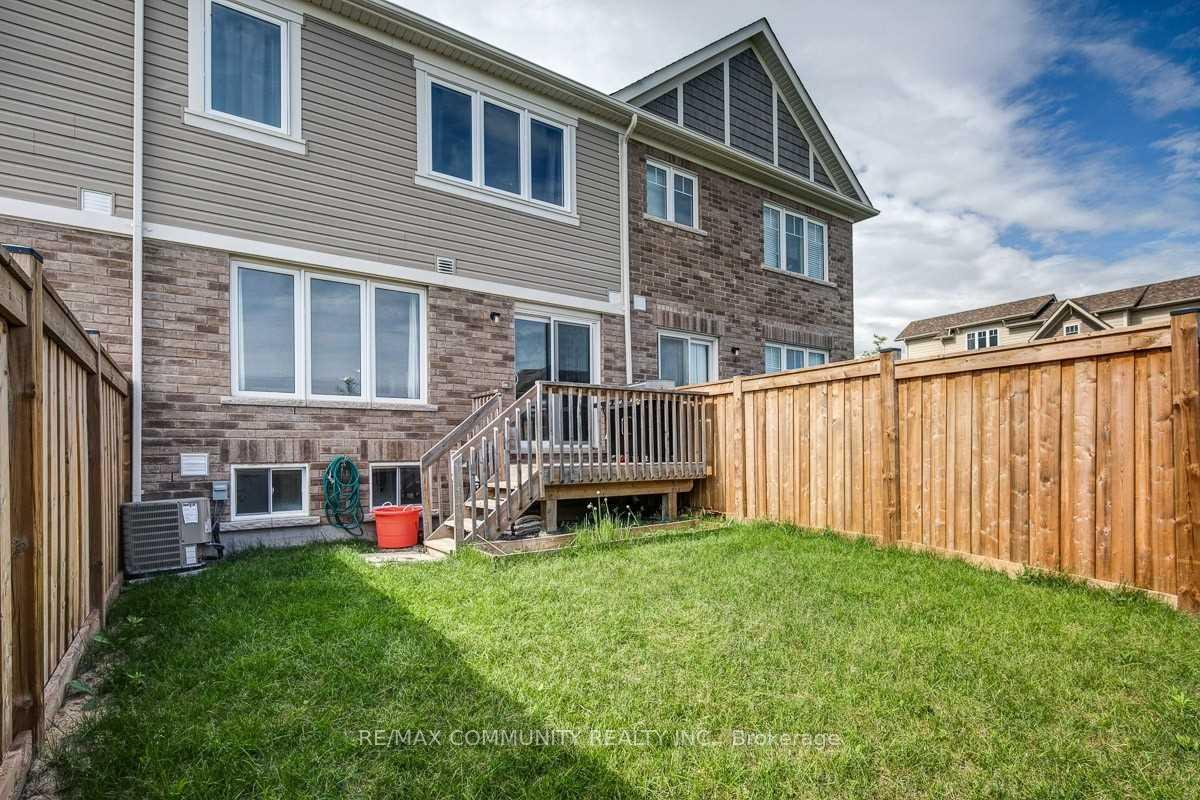 Photo 20 of 77 Great Gabe Crescent, Oshawa, Windfields — HOMEH