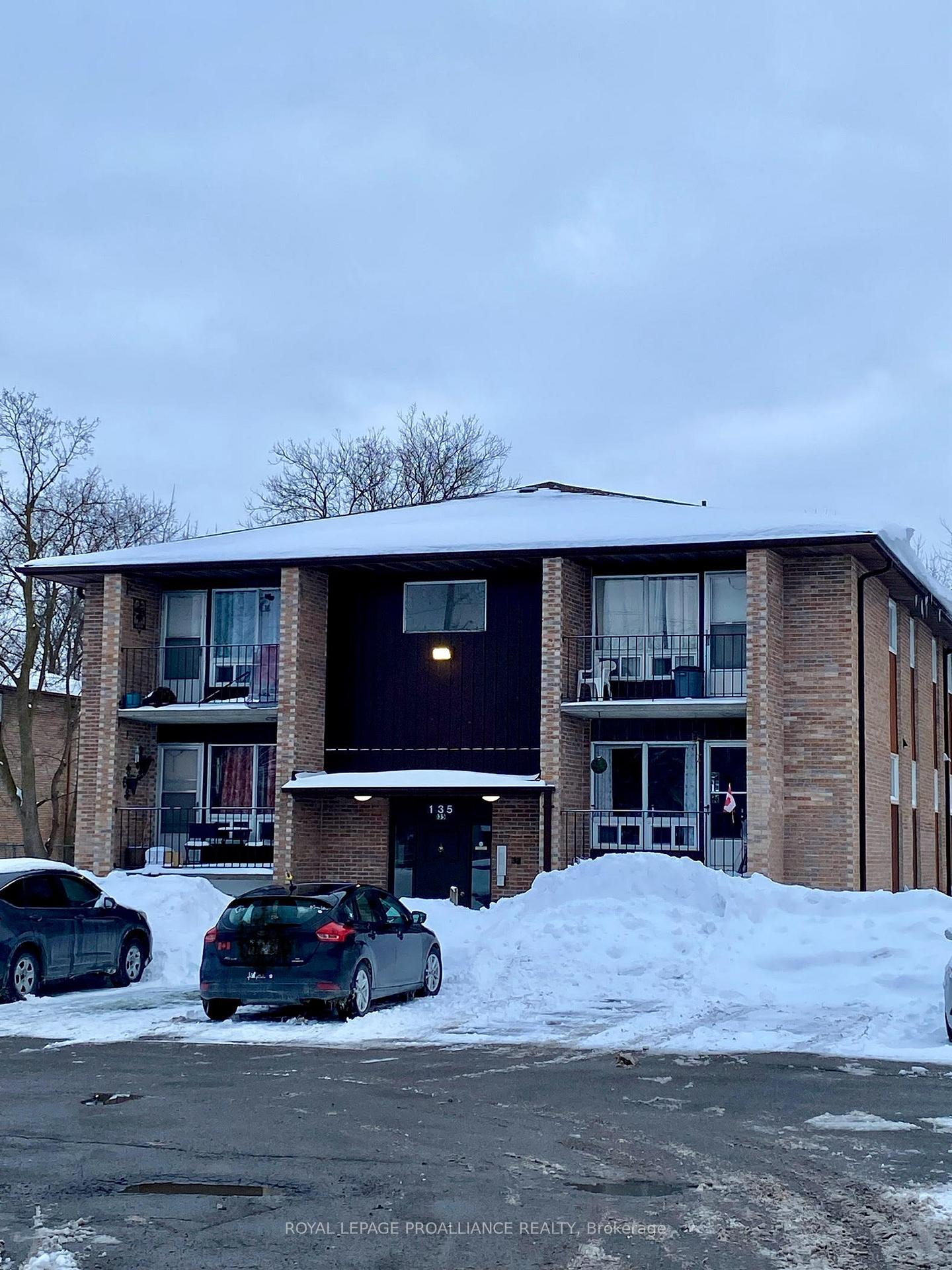 Photo 1 of Unit 101, 135 Lansdowne Street W, Peterborough, Otonabee Ward 1 — HOMEH