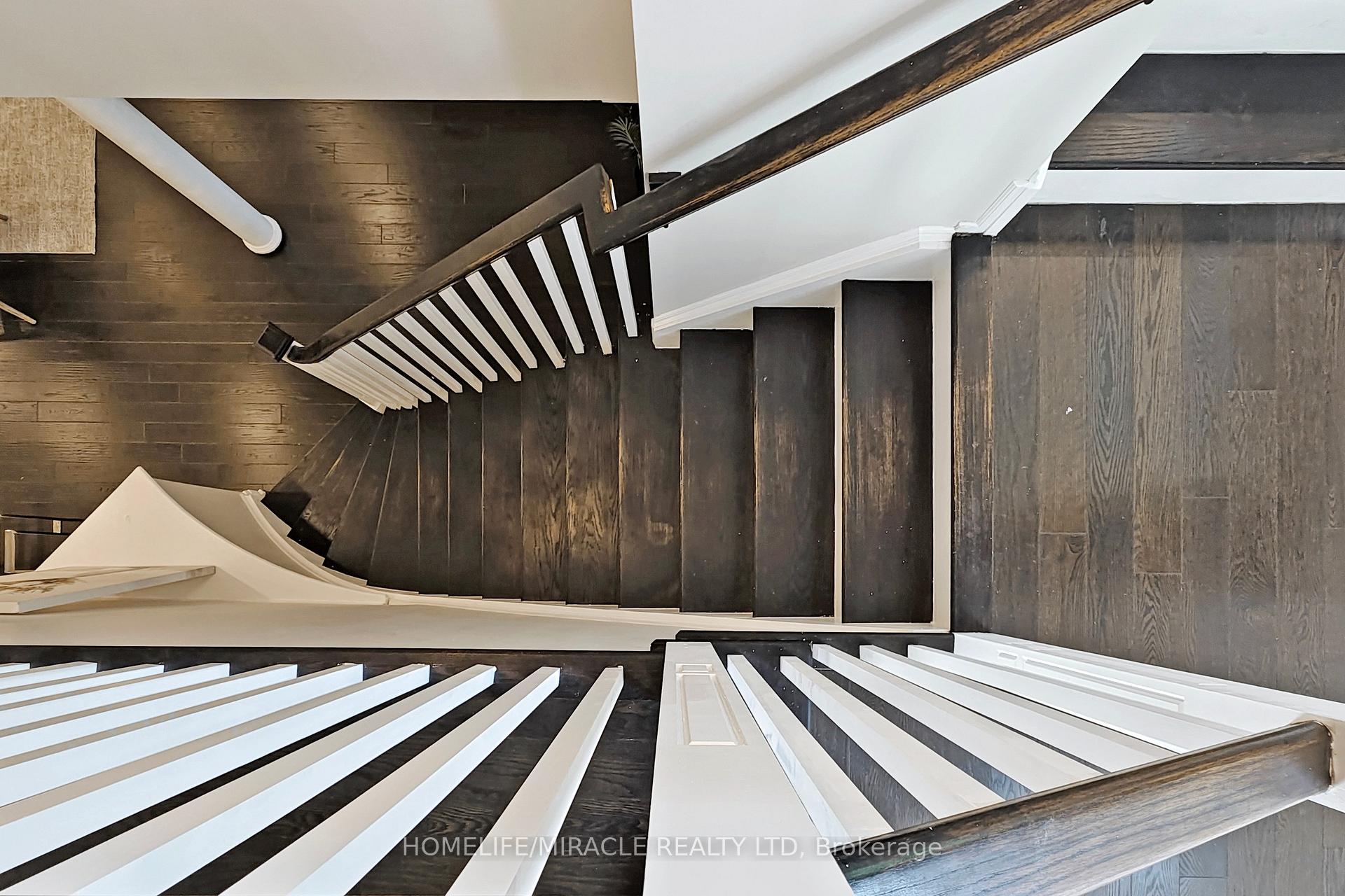 Photo 19 of 515 Wettlaufer Terrace, Milton, Scott — HOMEH