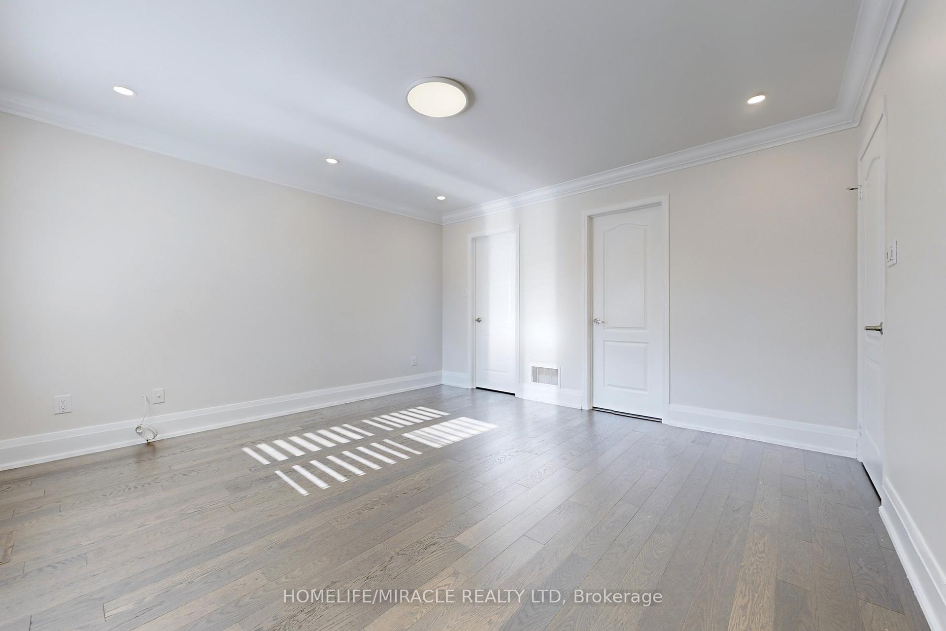 Photo 23 of 515 Wettlaufer Terrace, Milton, Scott — HOMEH