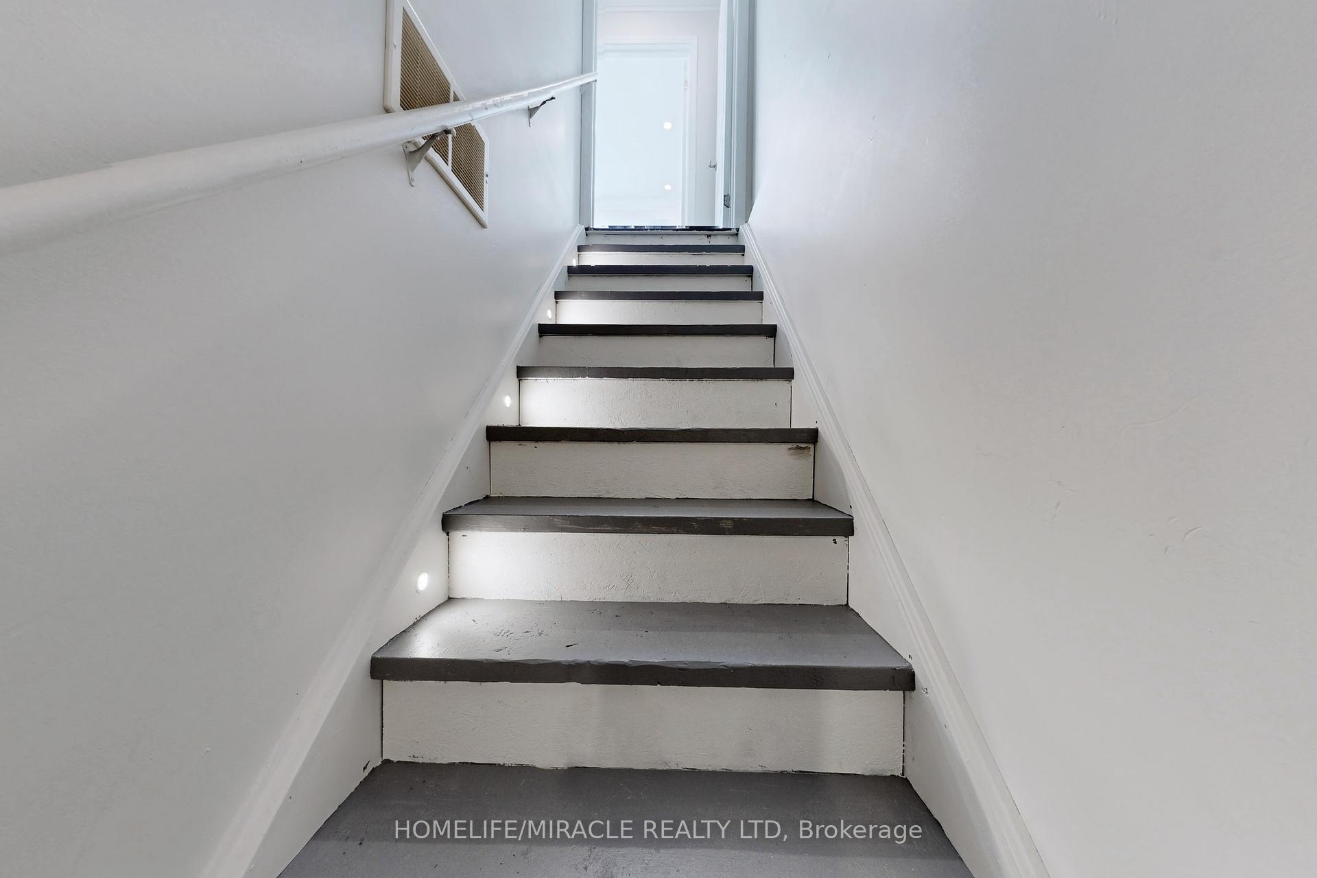 Photo 30 of 515 Wettlaufer Terrace, Milton, Scott — HOMEH