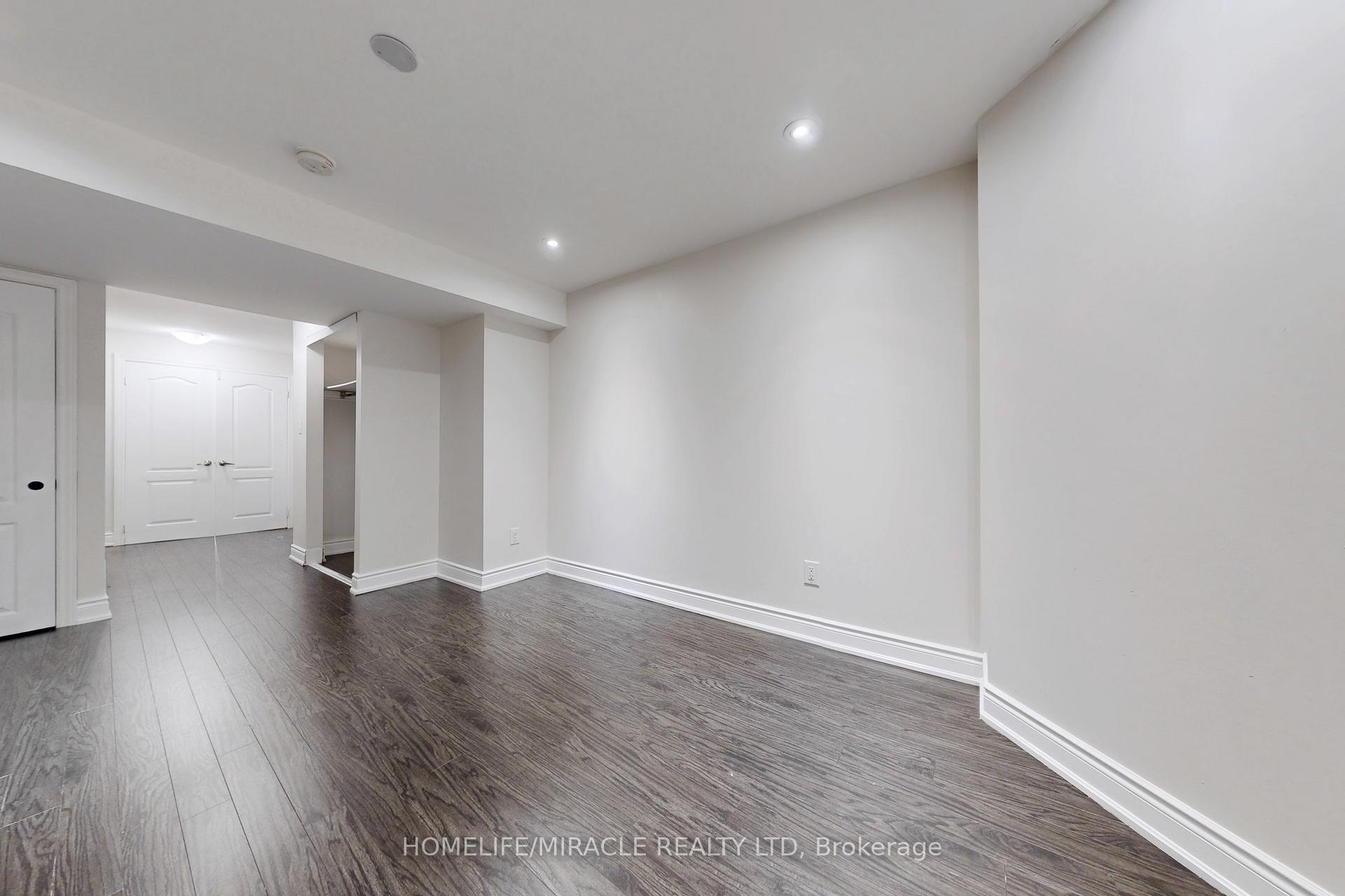 Photo 31 of 515 Wettlaufer Terrace, Milton, Scott — HOMEH