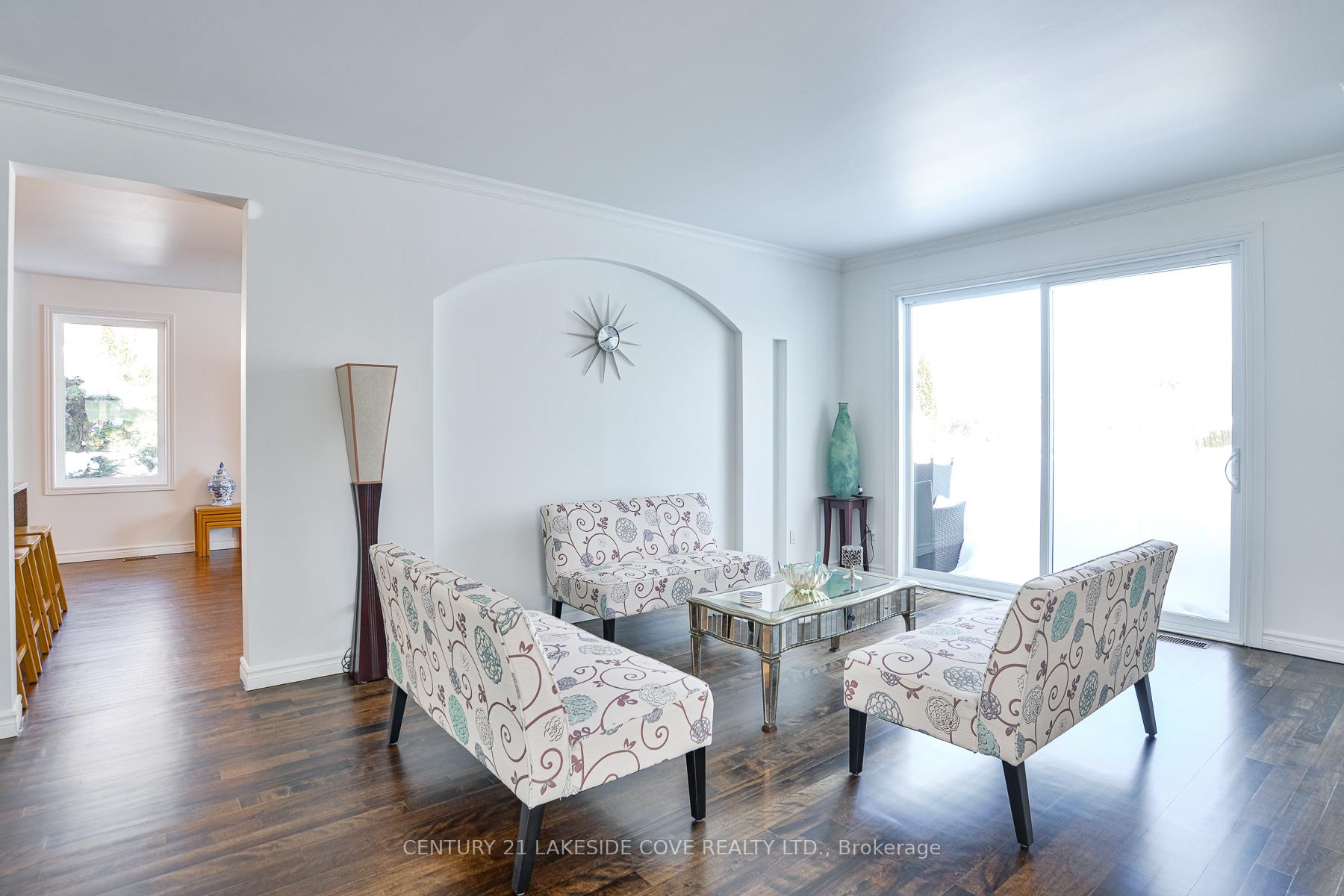 Photo 8 of 17 Willow Crescent, Ramara, Rural Ramara — HOMEH