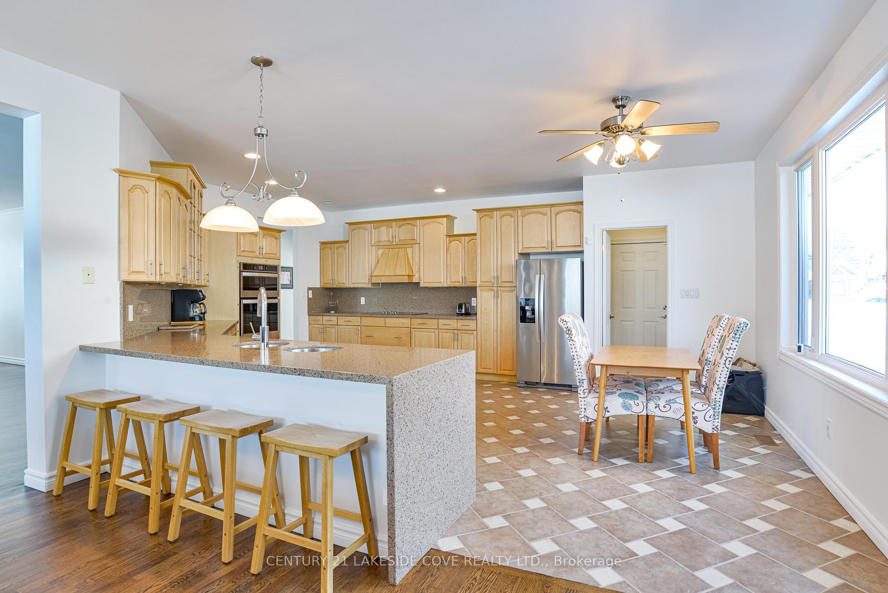 Photo 13 of 17 Willow Crescent, Ramara, Rural Ramara — HOMEH