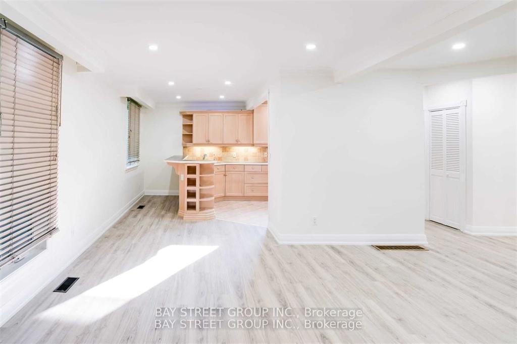 Photo 7 of Unit MAIN, 230 Elizabeth Street, Oshawa, McLaughlin — HOMEH