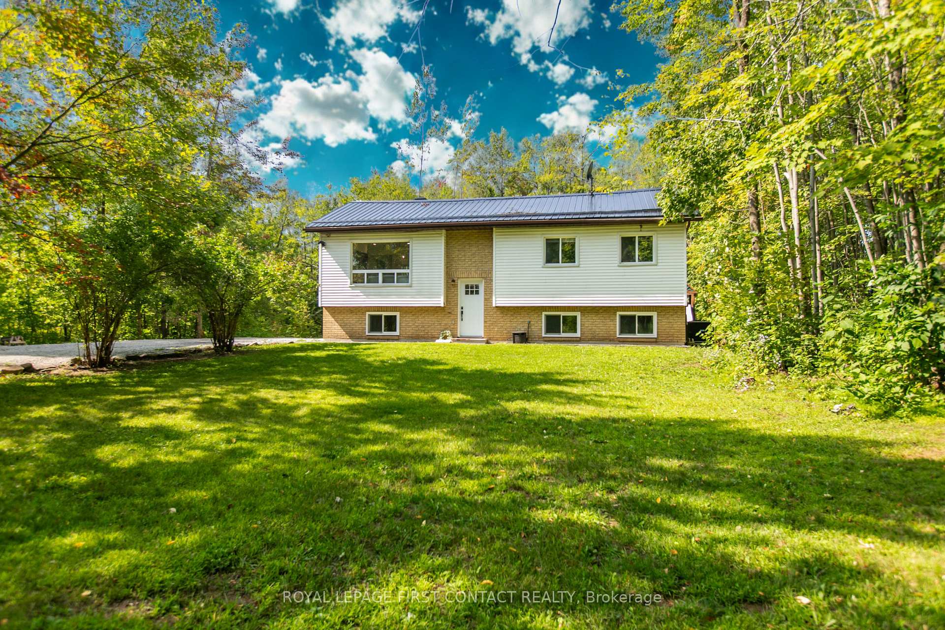 Front of 5532 Old Udney Side Road