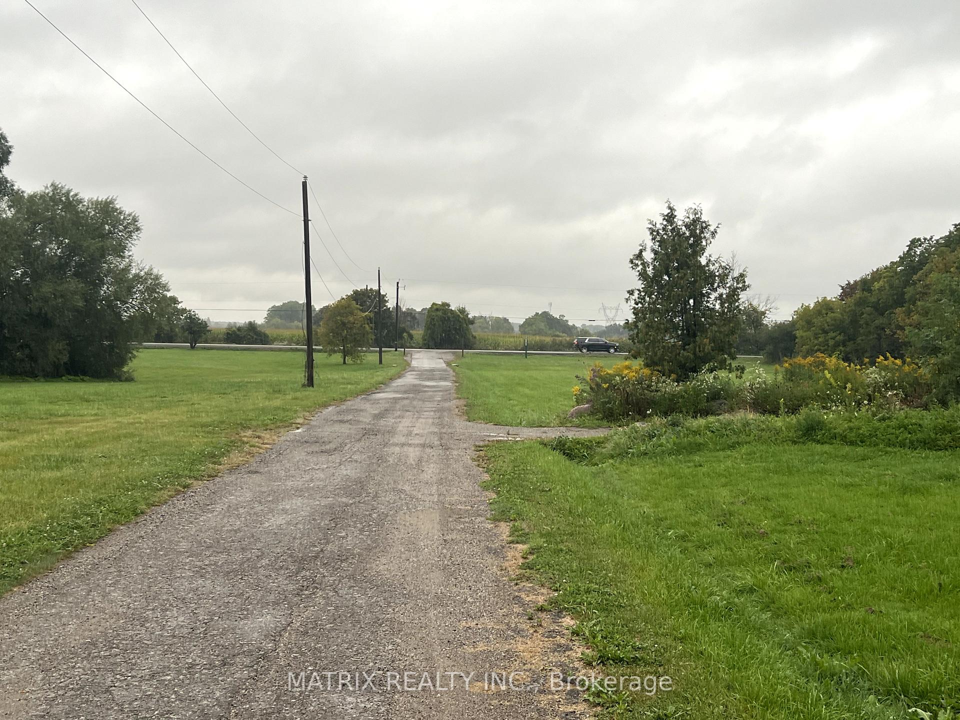 Photo 2 of Unit Main, 2595 Whites Road, Pickering, Rural Pickering — HOMEH