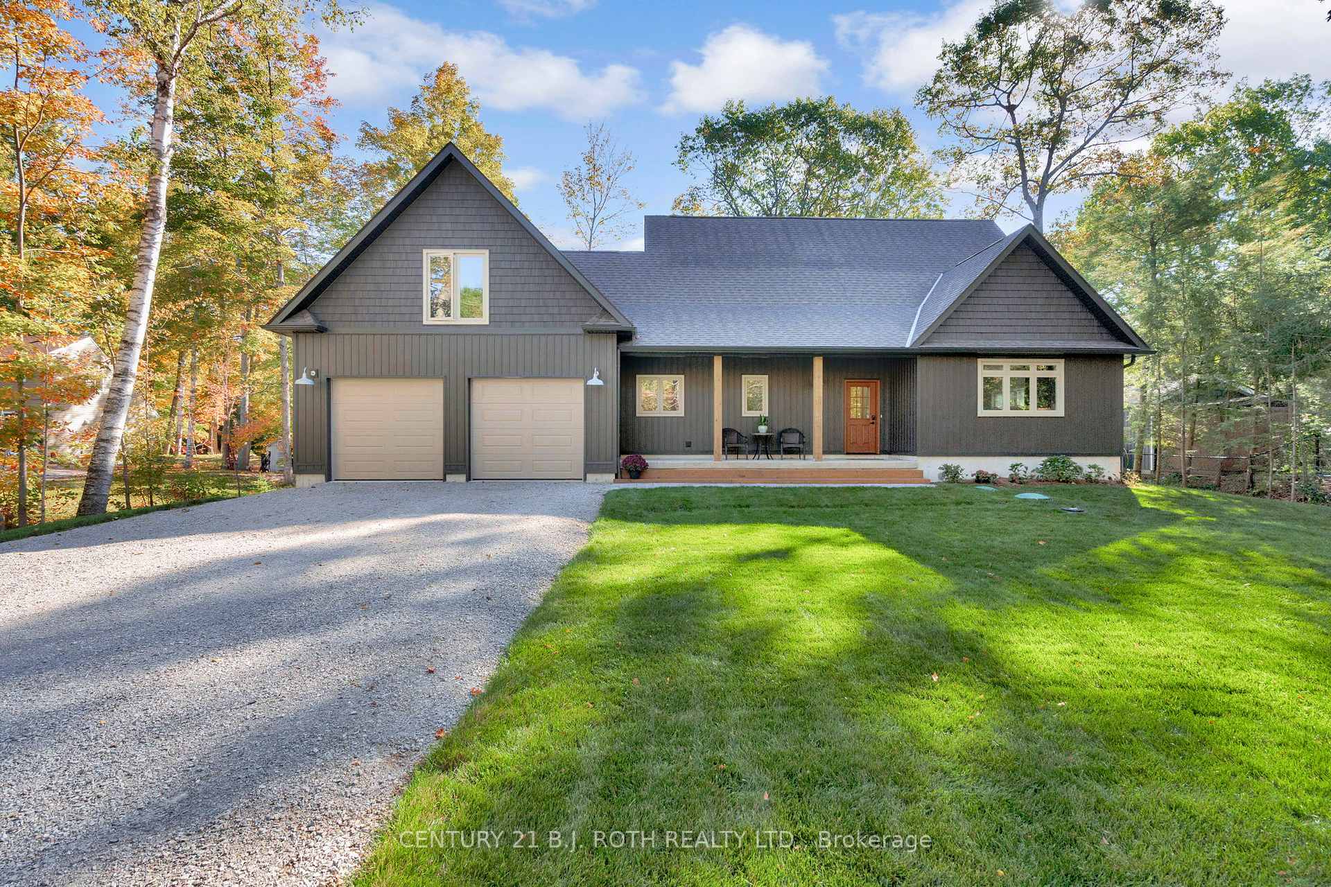 Photo 2 of 7377 Davy Drive, Ramara, Rural Ramara — HOMEH