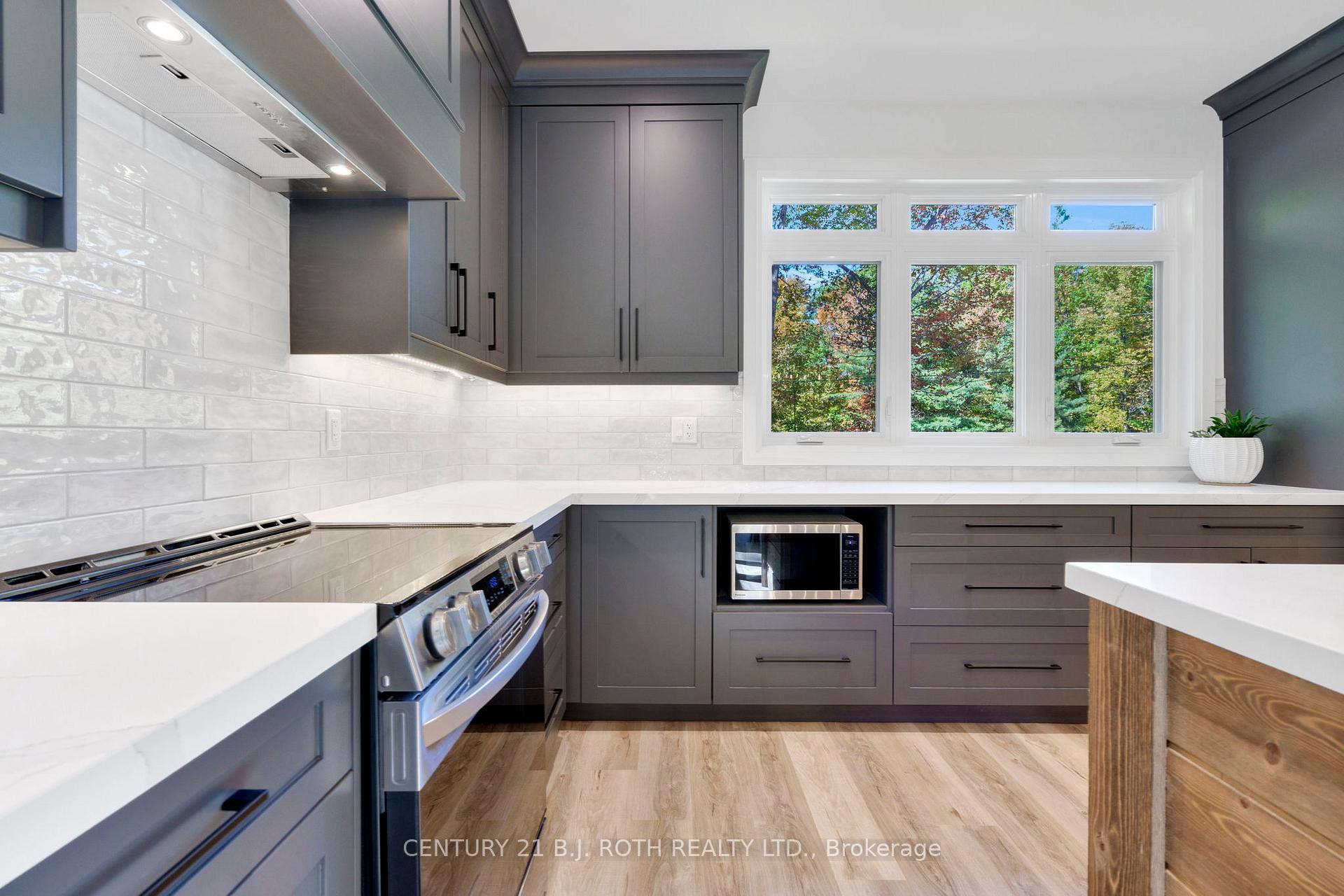 Photo 17 of 7377 Davy Drive, Ramara, Rural Ramara — HOMEH