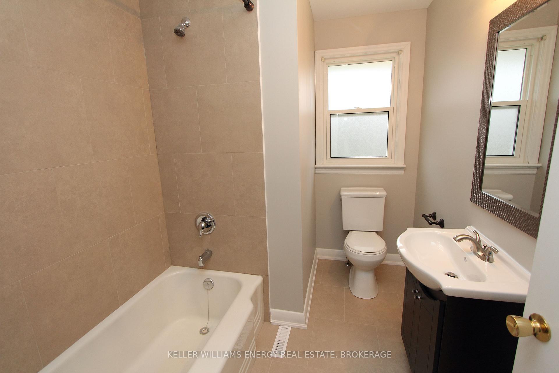 Photo 16 of Unit Upper, 43 Harris Avenue, Oshawa, McLaughlin — HOMEH