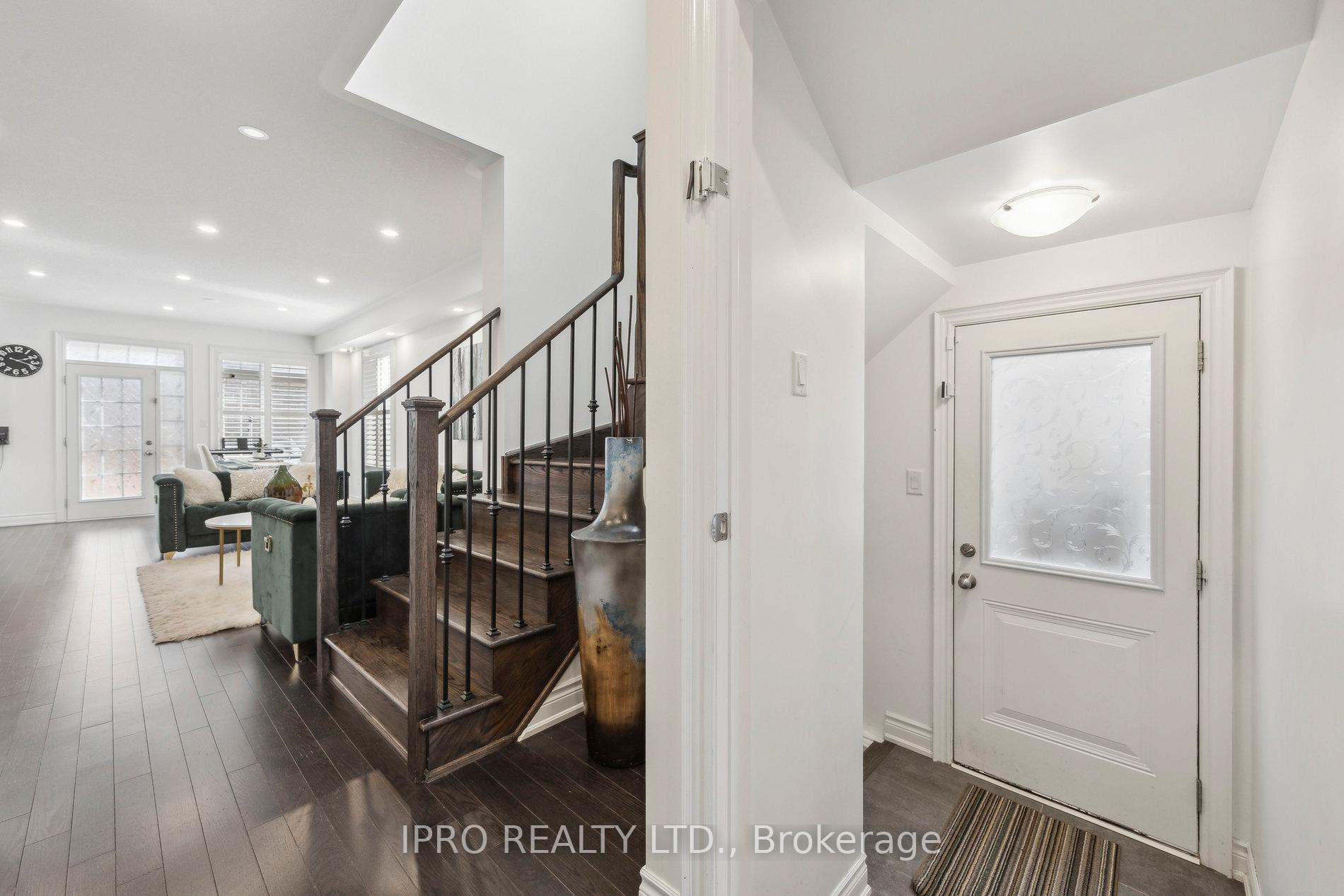 Photo 38 of 1187 Raspberry Terrace, Milton, Ford — HOMEH